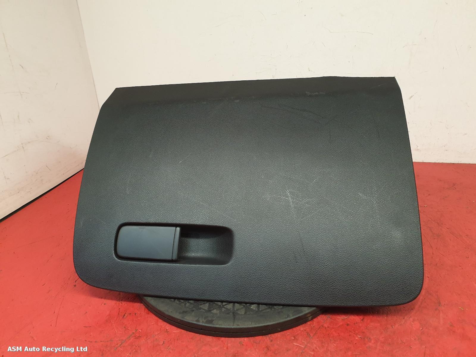 View Auto part Glove Box Mg Zs 2020