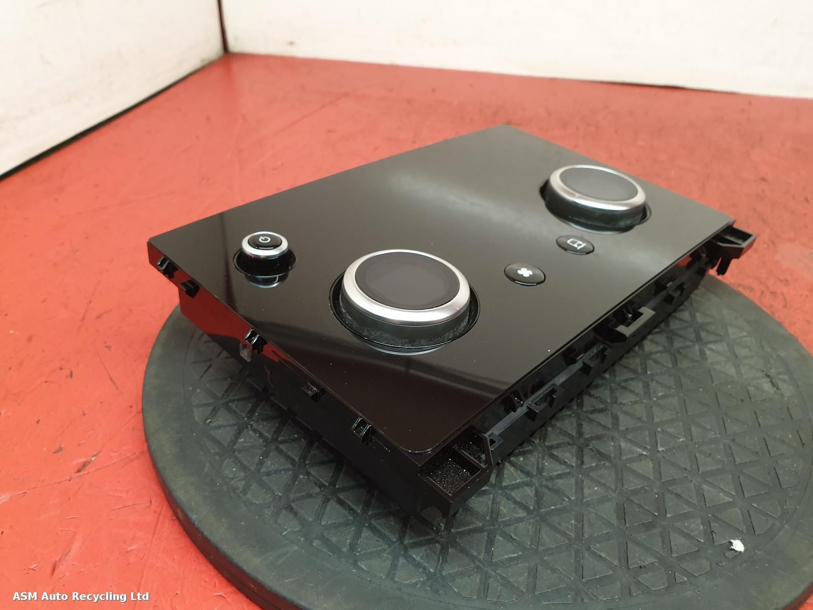 View Auto part Heater/AC Controller Land Rover Range Rover Evoque 2020
