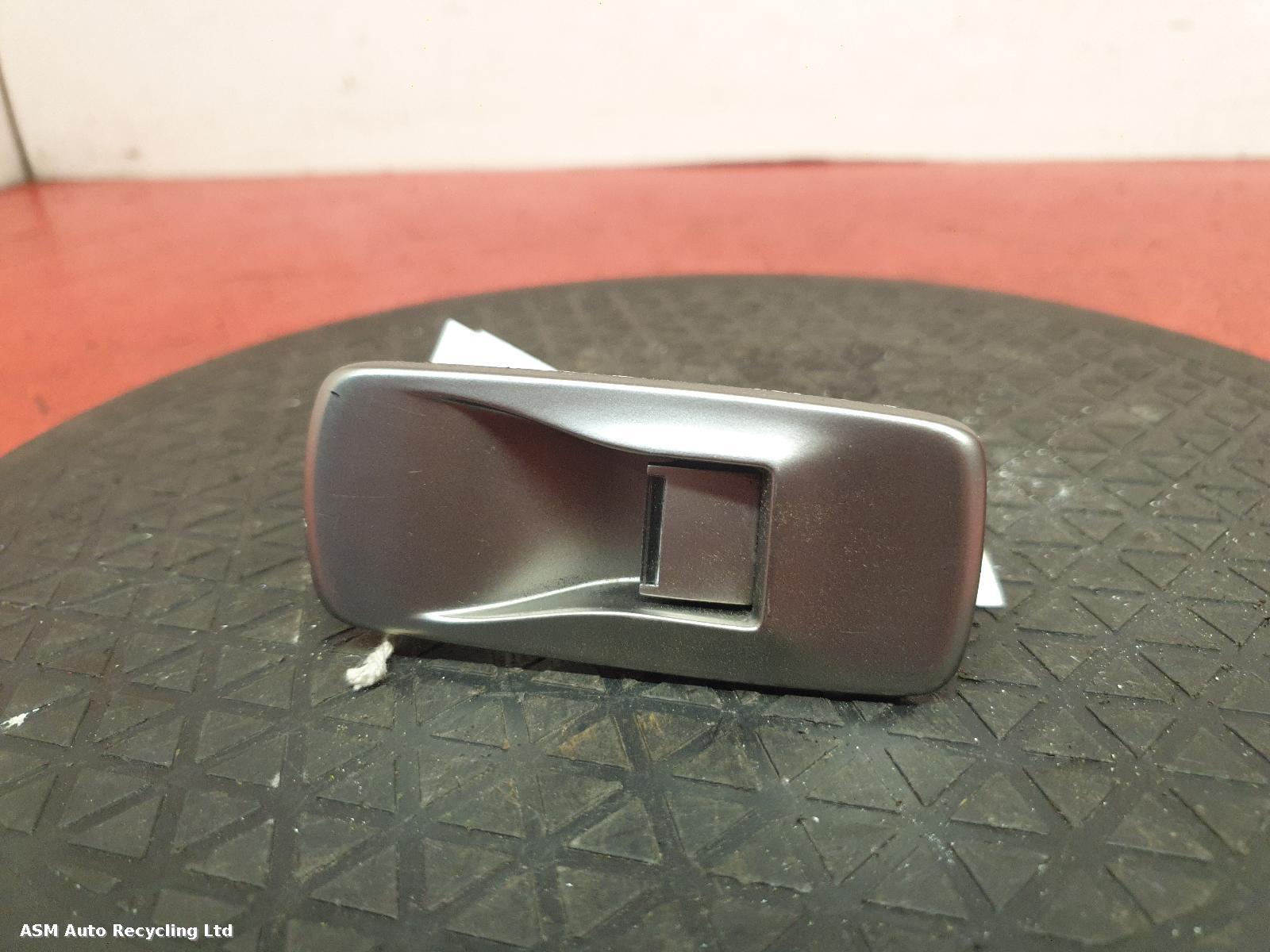 View Auto part Elect. Window Switch Jaguar Xf 2009
