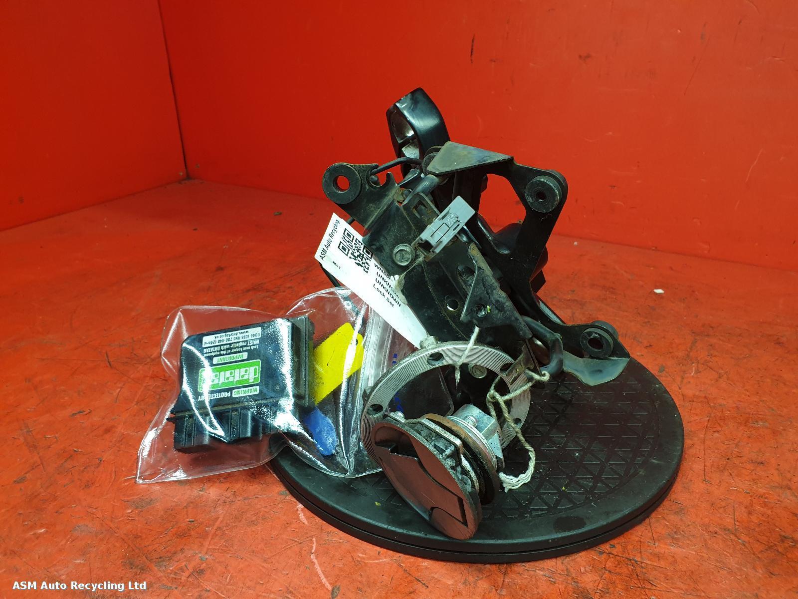 View Auto part Comp.Lock Set + Keys Kawasaki Er 300 Bgf 2016