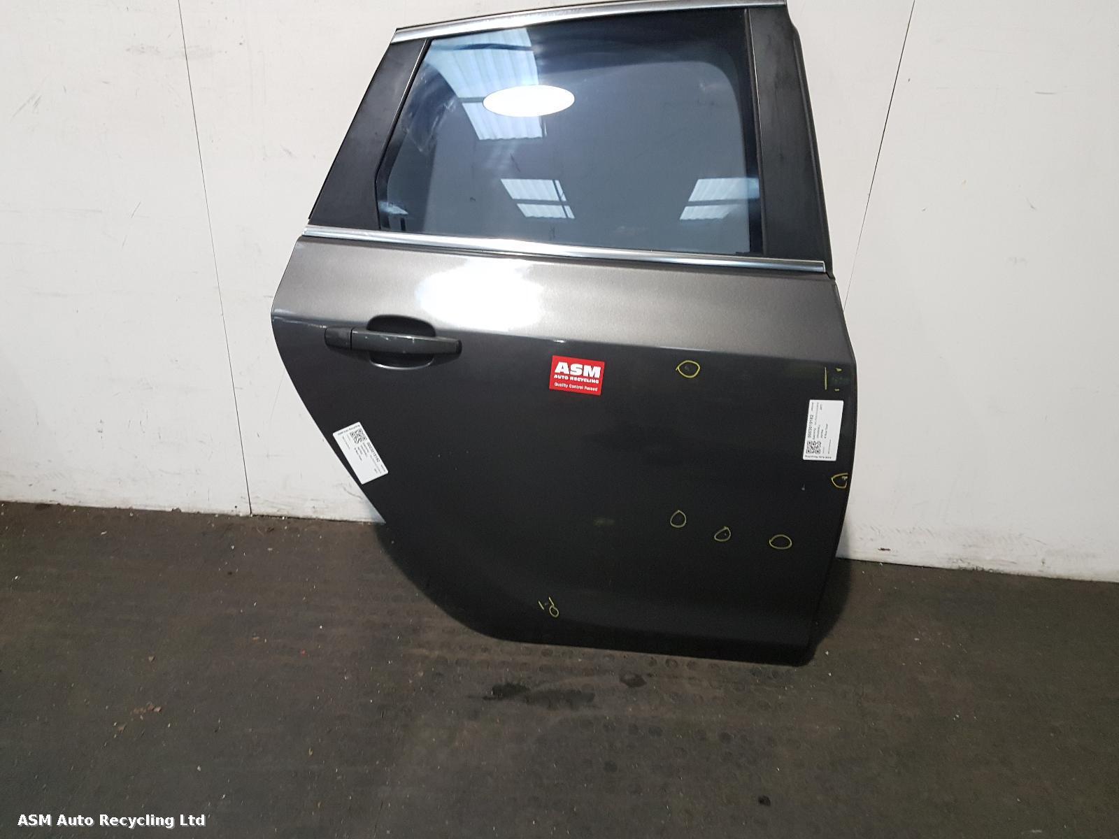 View Auto part R Rear Door Vauxhall Astra 2011