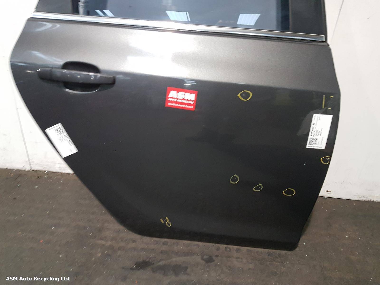 View Auto part R Rear Door Vauxhall Astra 2011