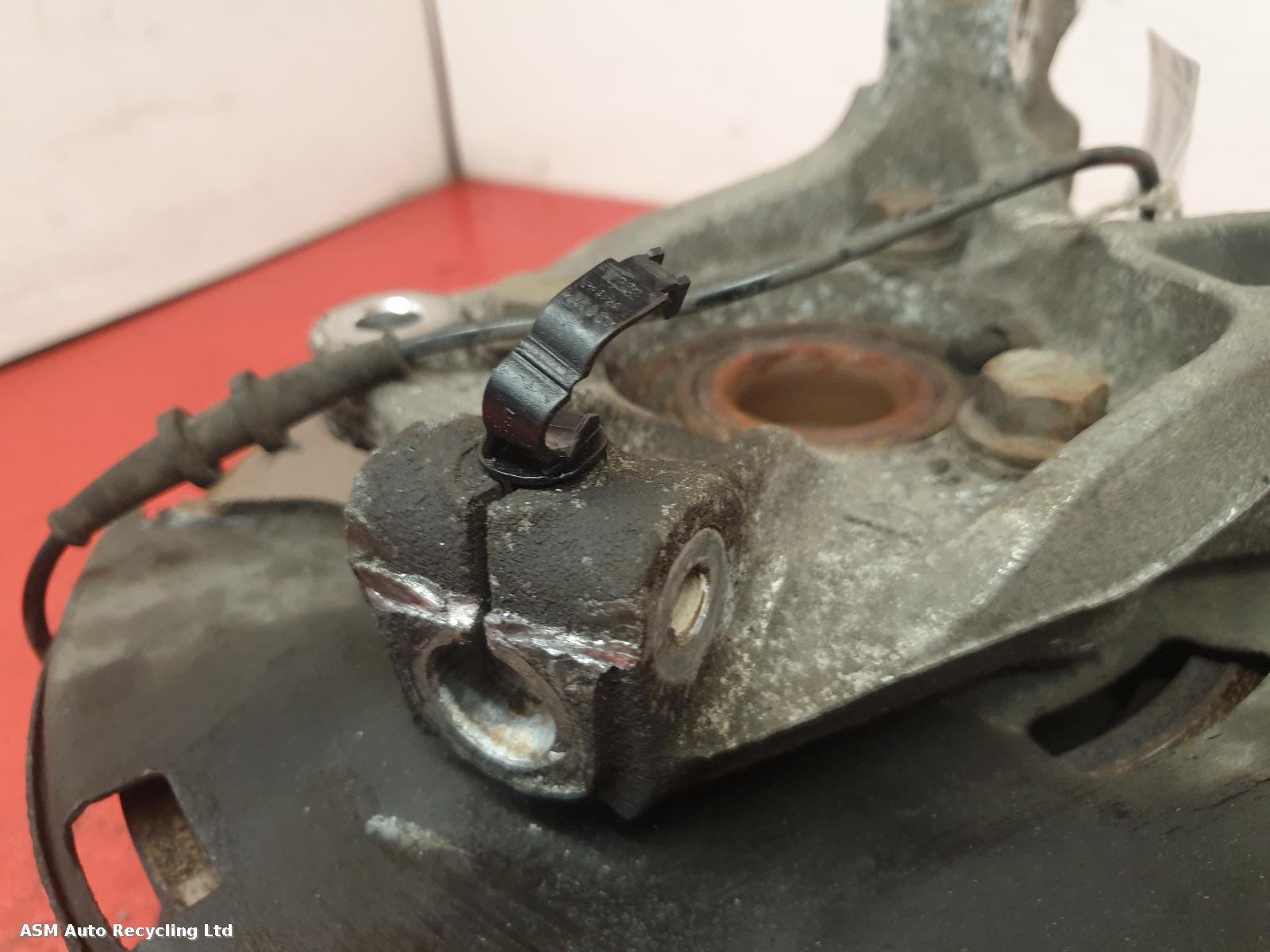 View Auto part RF Hub/Stub Axle Assembly Vauxhall Astra 2011