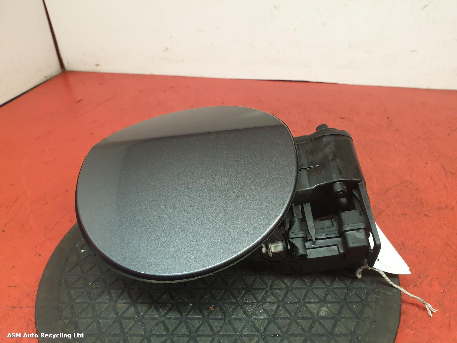 View Auto part Fuel Filler Flap Vauxhall Astra 2011