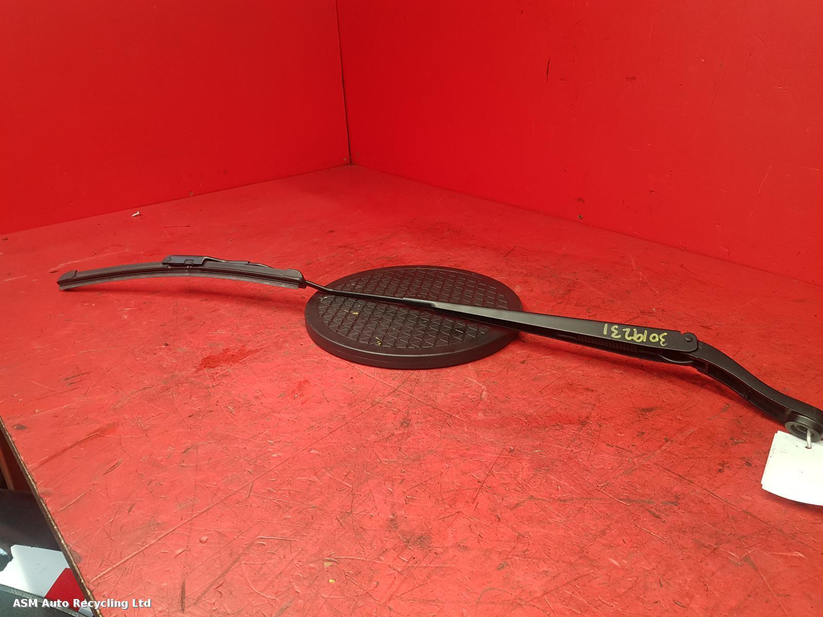 View Auto part Wiper Arm Mg Zs 2020