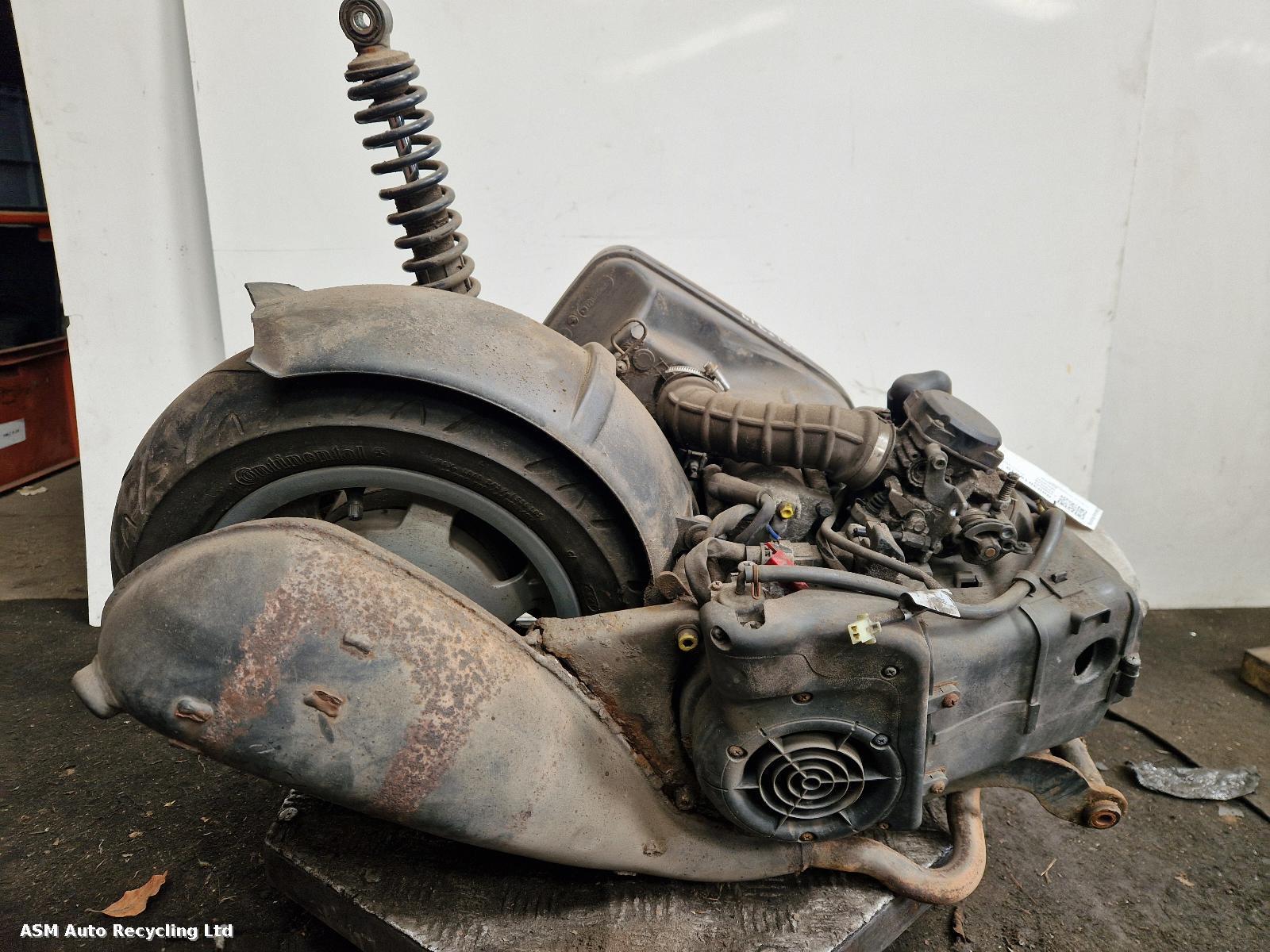 View Auto part Engine Aprilia Mojito 2009