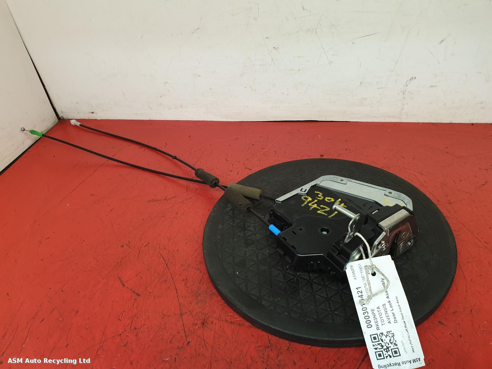 View Auto part Door Lock Assembly Toyota Avensis 2013