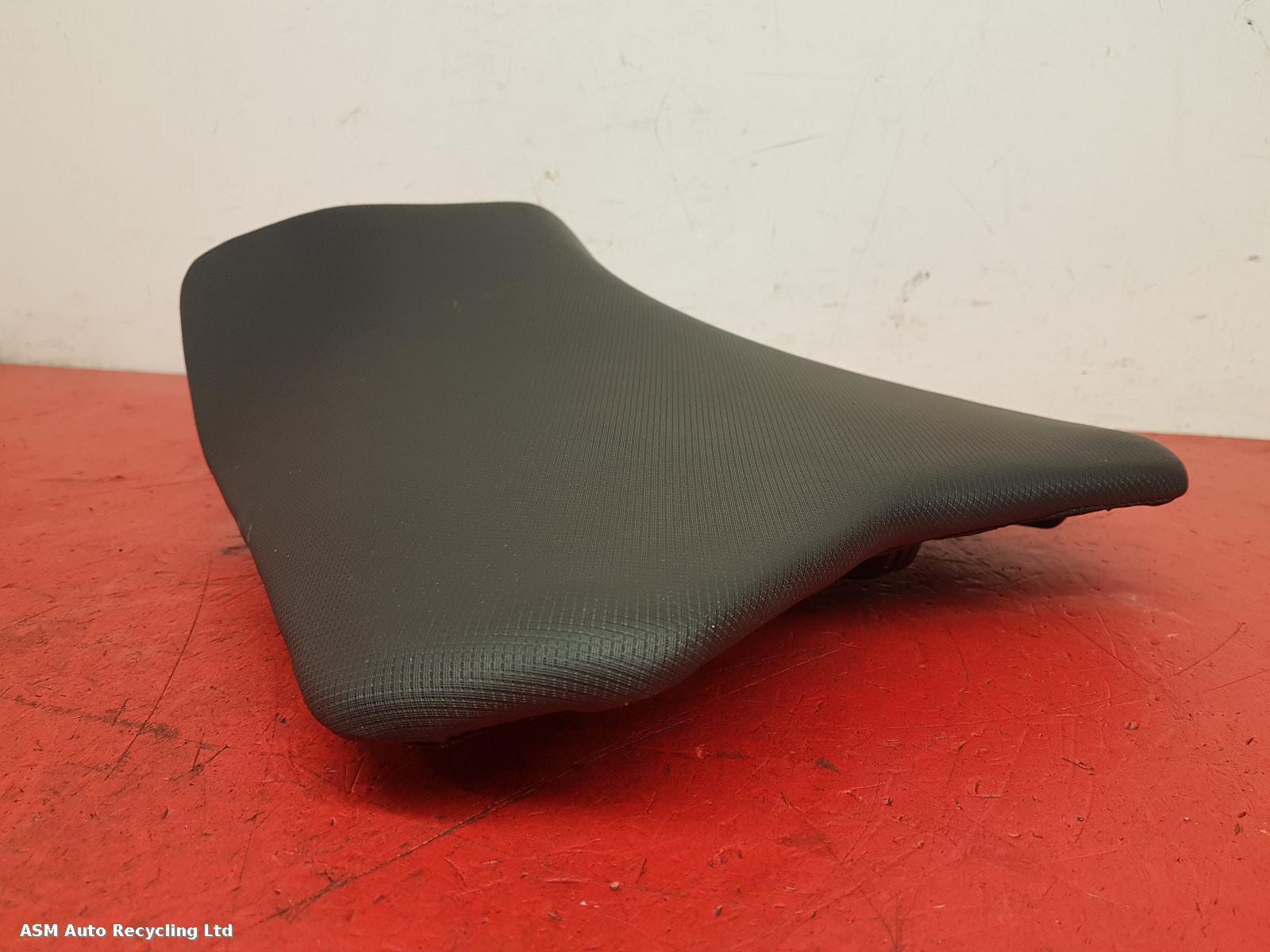 View Auto part Front Seat Kawasaki Er 300 Bgf 2015