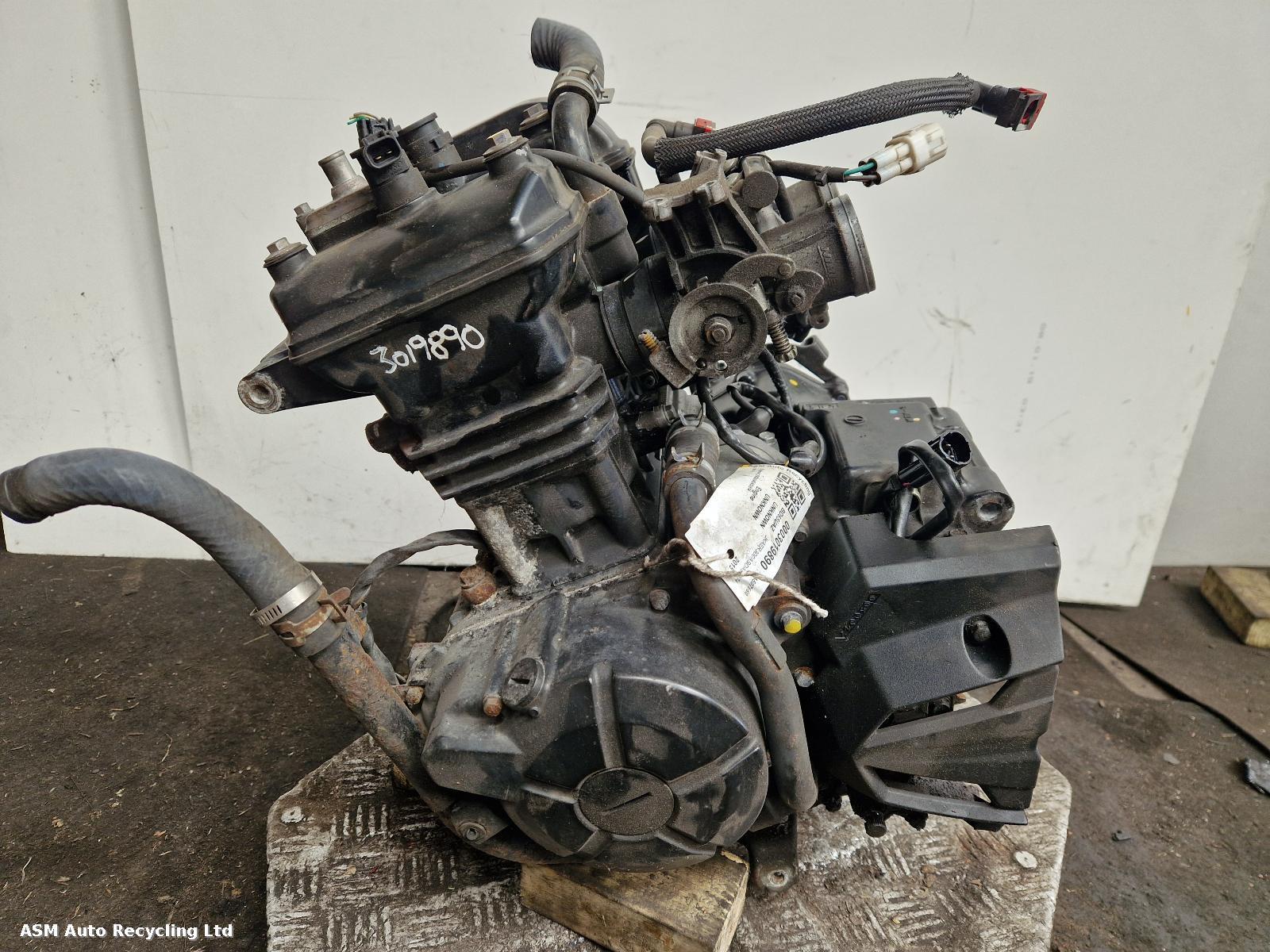 View Auto part Engine Kawasaki Er 300 Bgf 2015