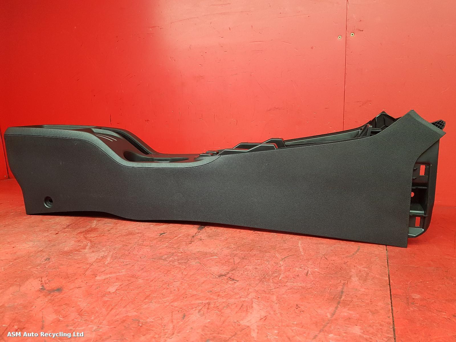 View Auto part Console Mg Zs 2020
