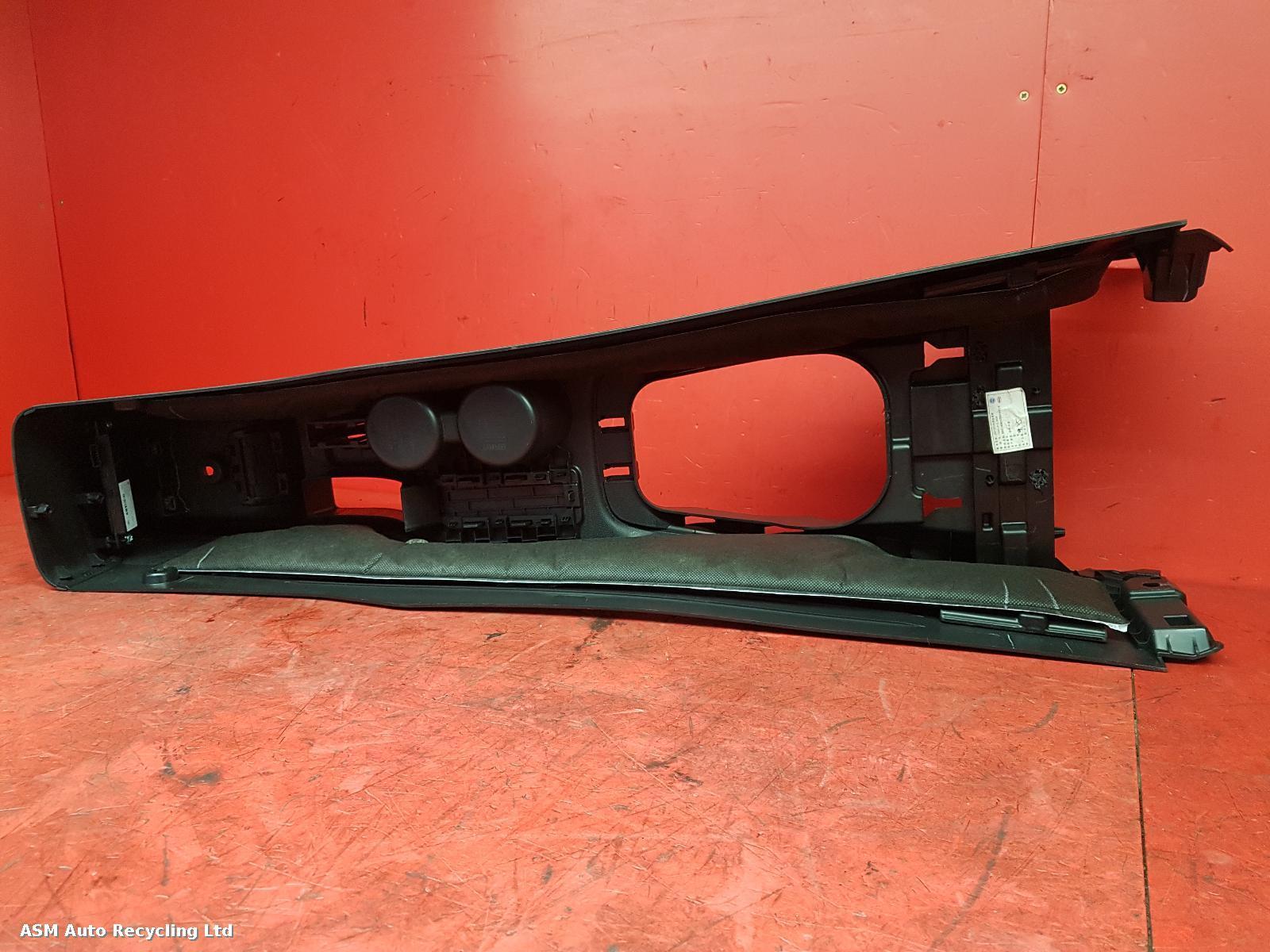 View Auto part Console Mg Zs 2020