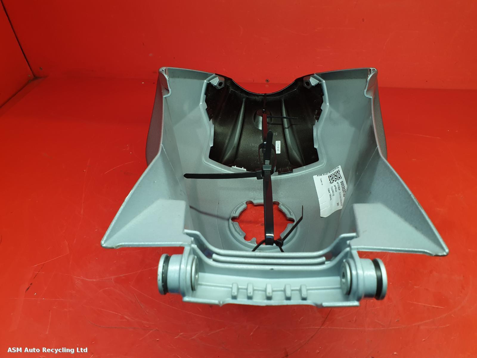 View Auto part Fuel Tank Aprilia Tuono 125 2021