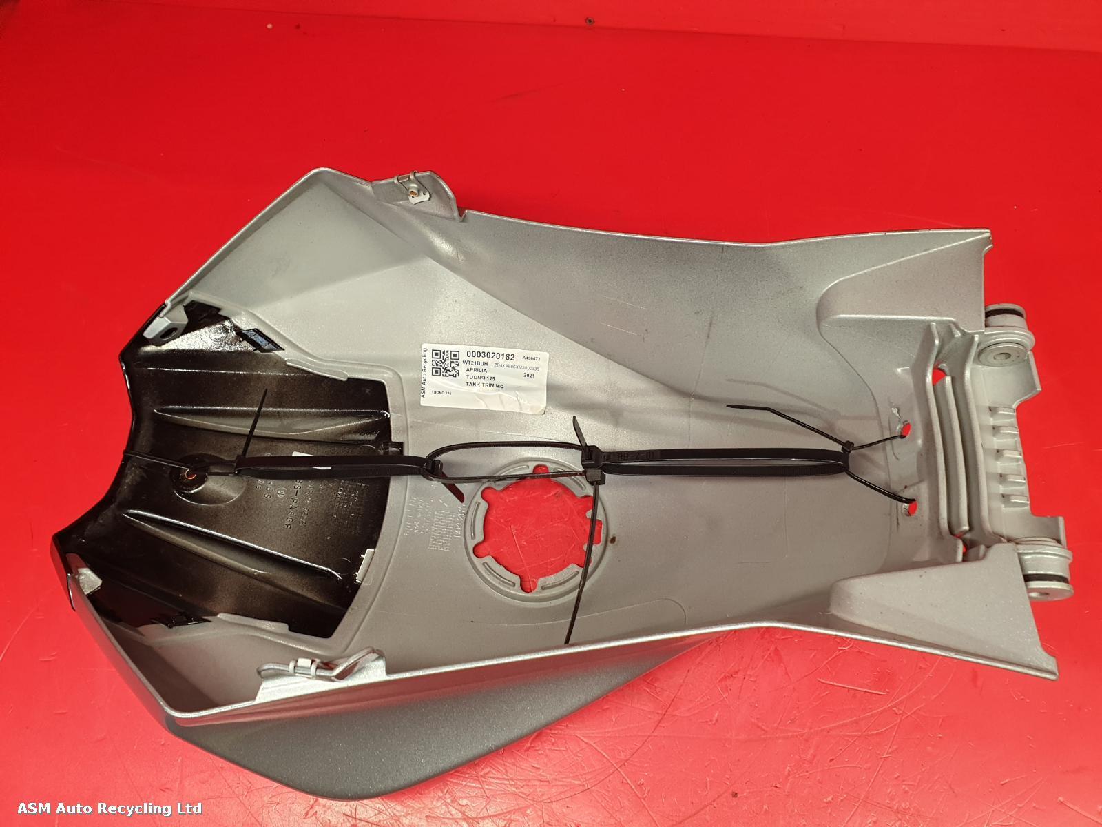 View Auto part Fuel Tank Aprilia Tuono 125 2021
