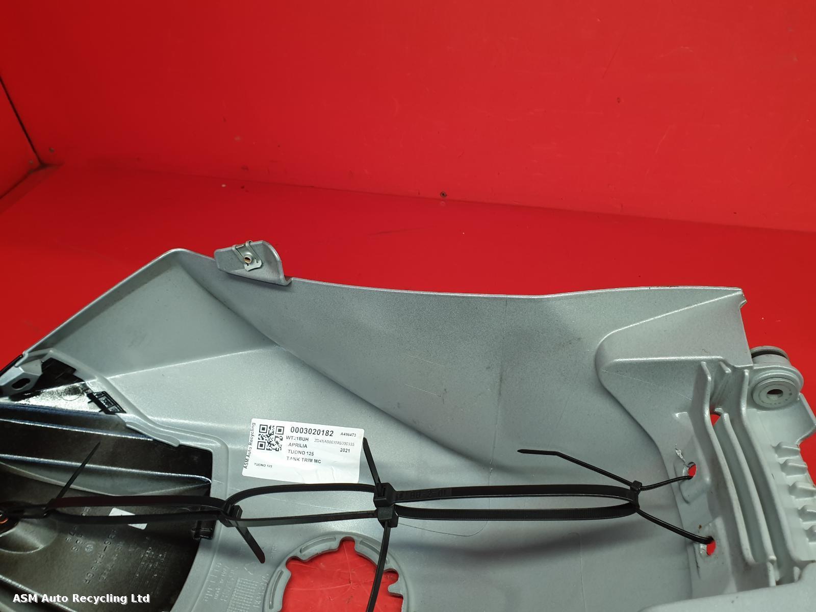View Auto part Fuel Tank Aprilia Tuono 125 2021
