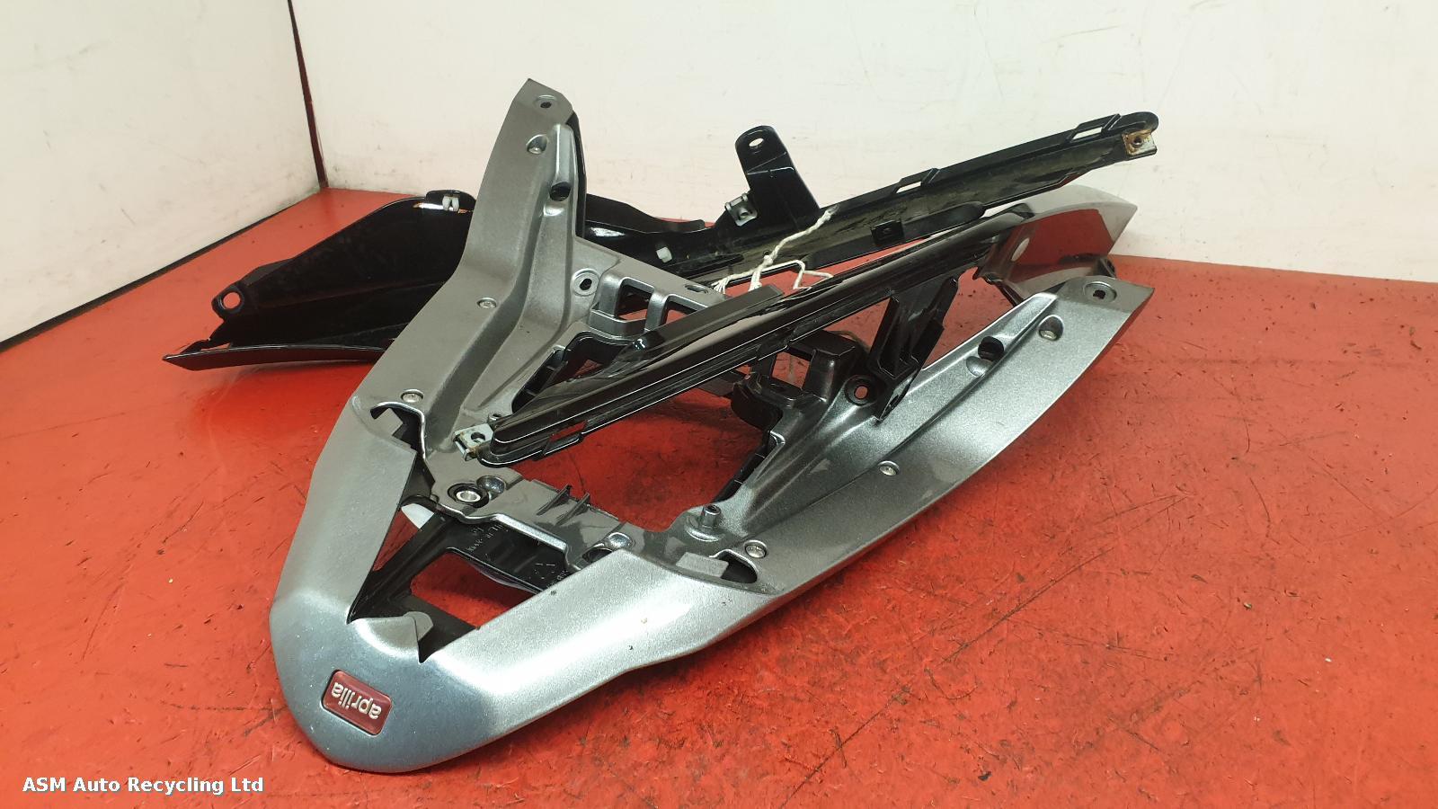 View Auto part Seat Cowl Aprilia Tuono 125 2021