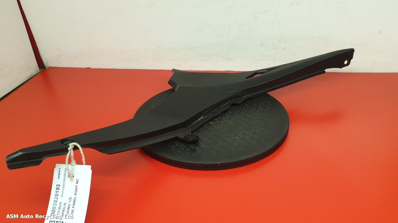 View Auto part Side Panel Right Aprilia Tuono 125 2021