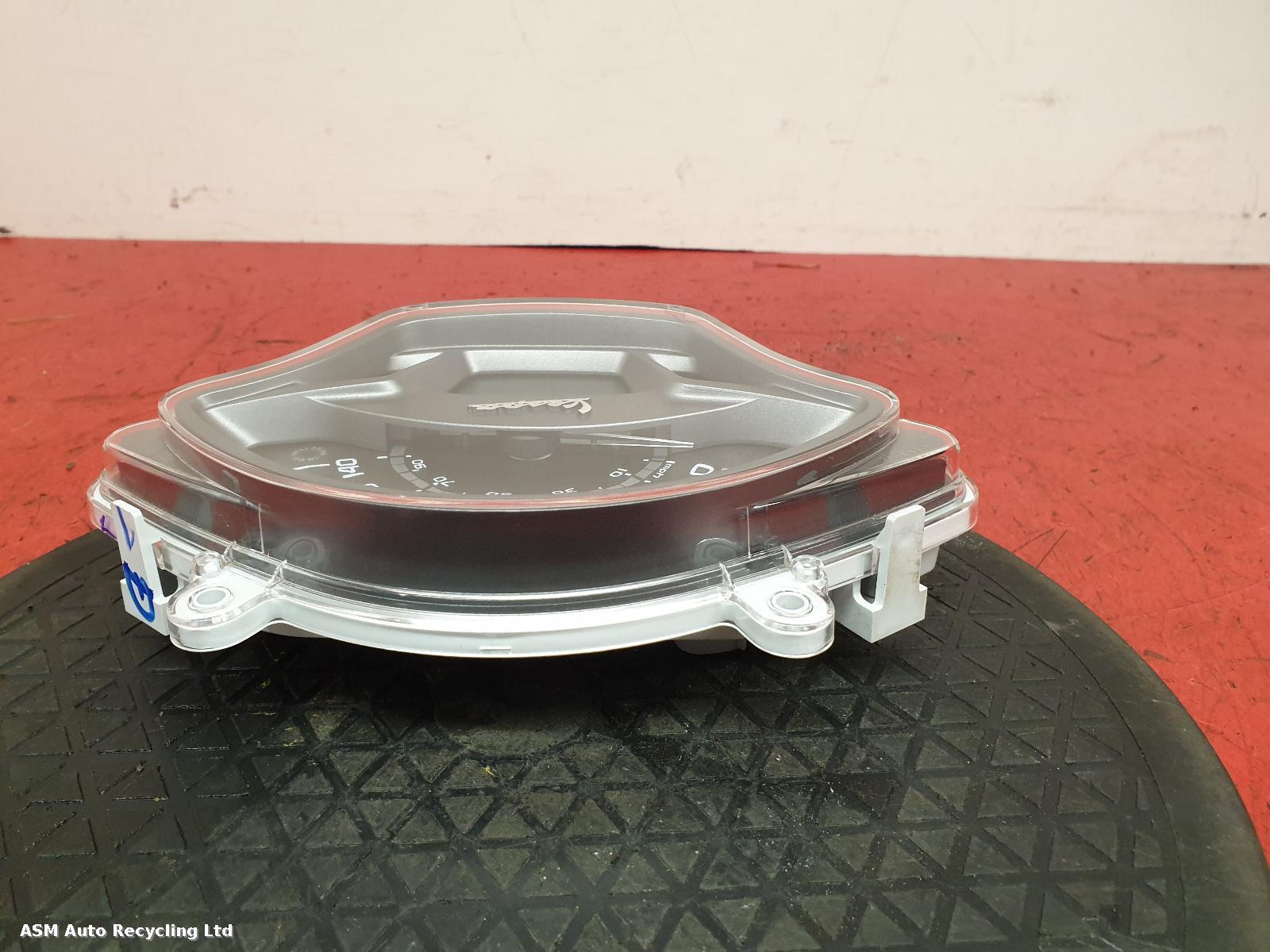 View Auto part Speedometer Piaggio Vespa 2019