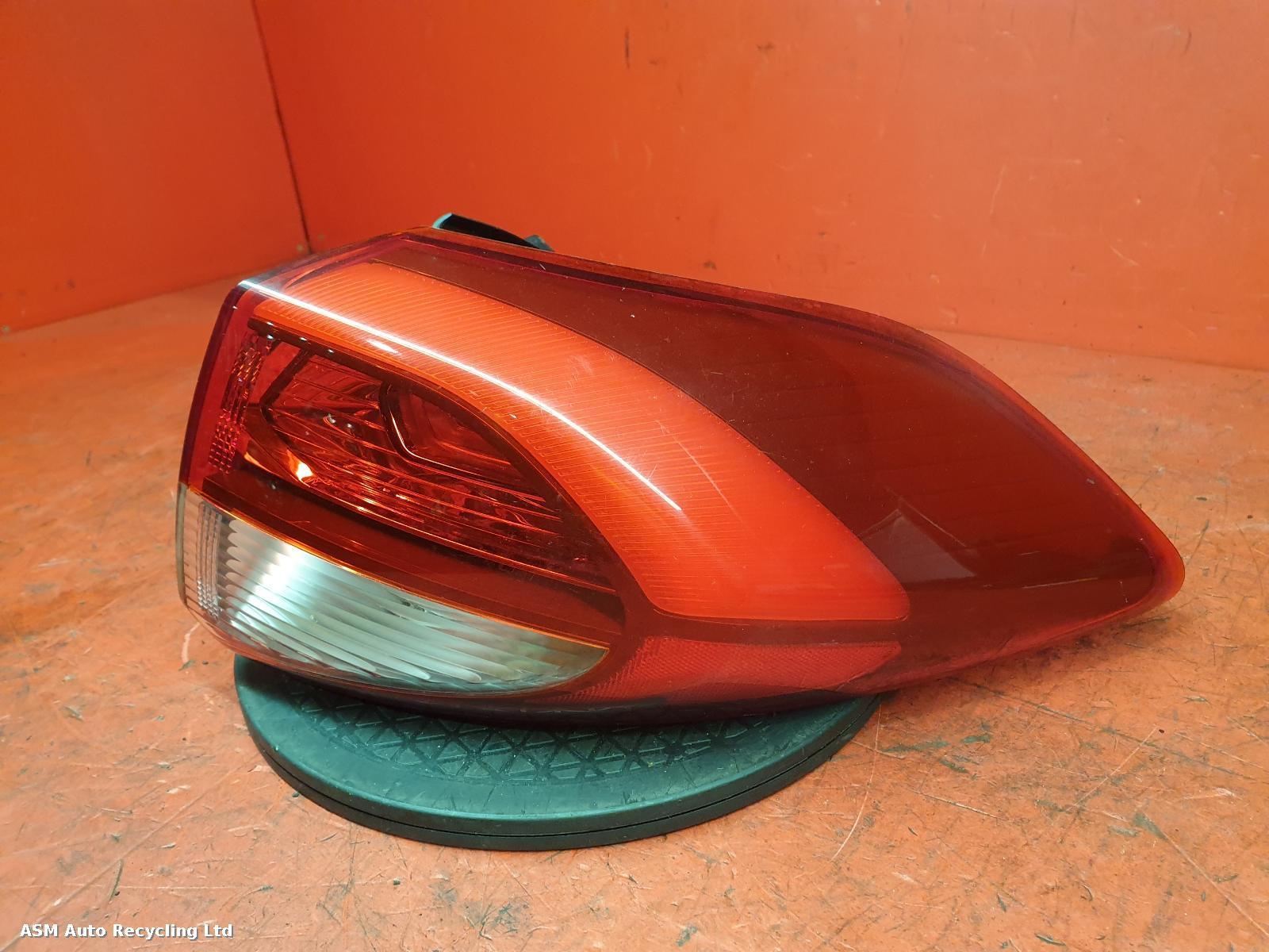 View Auto part R Taillight Hyundai Tucson 2016