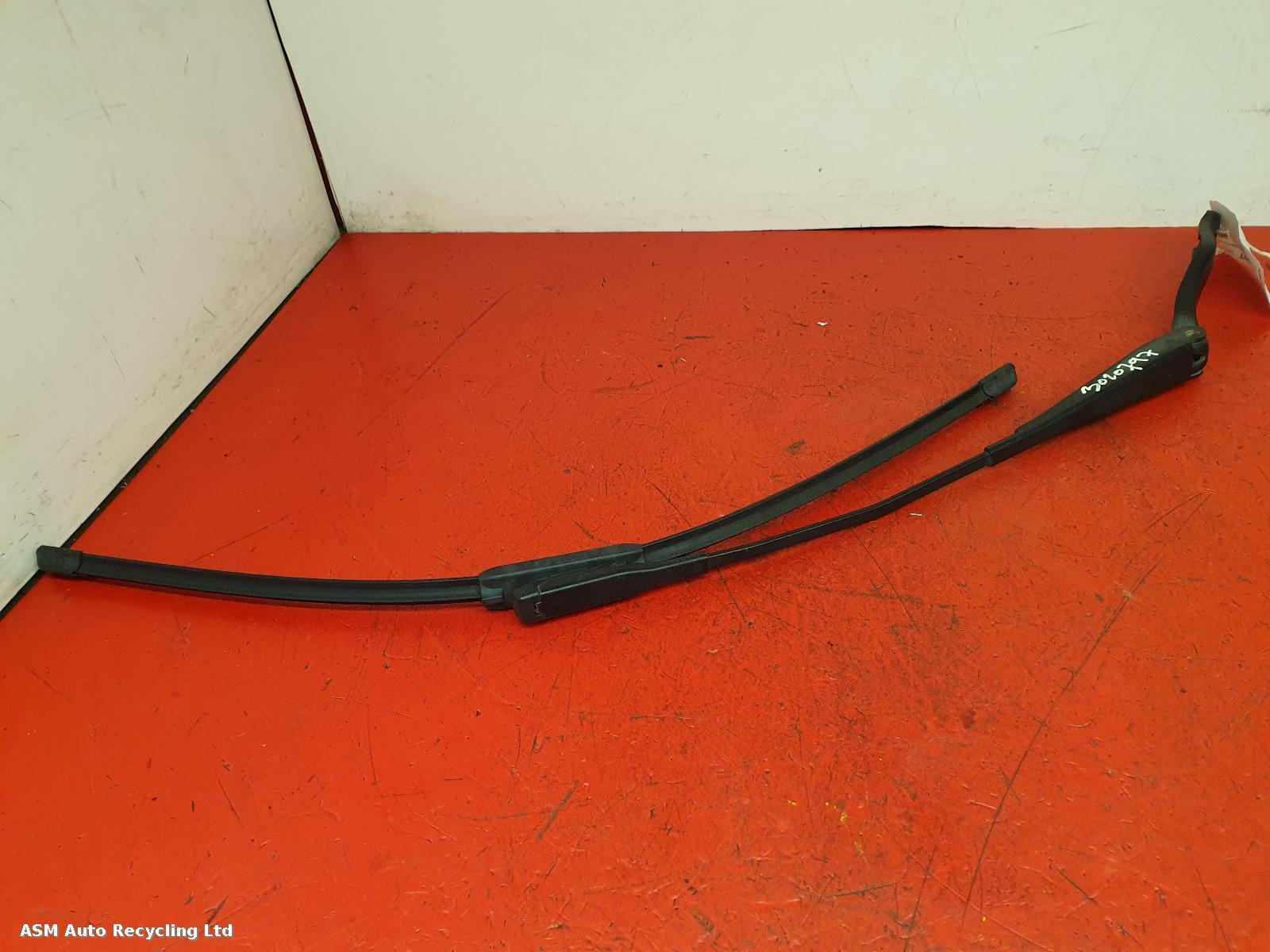 View Auto part Wiper Arm Vauxhall Corsa 2010