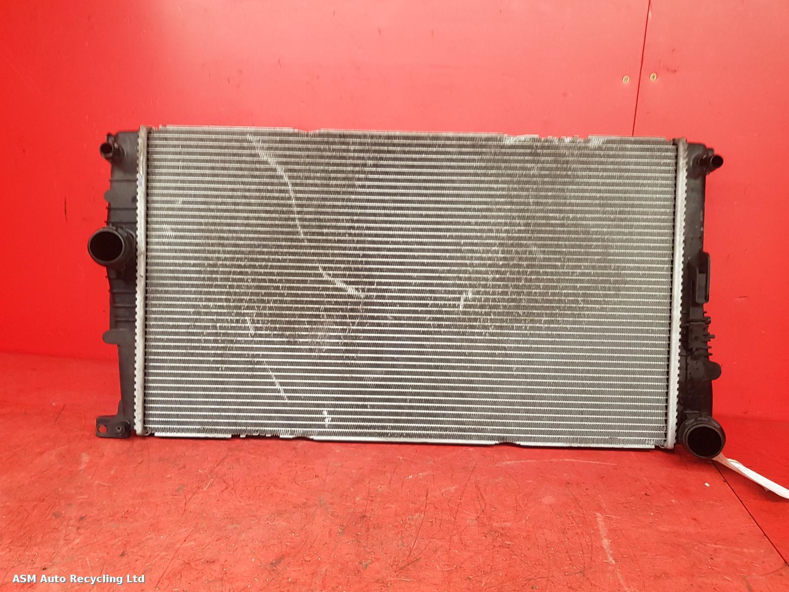 View Auto part Radiator Bmw 2 Series 2015