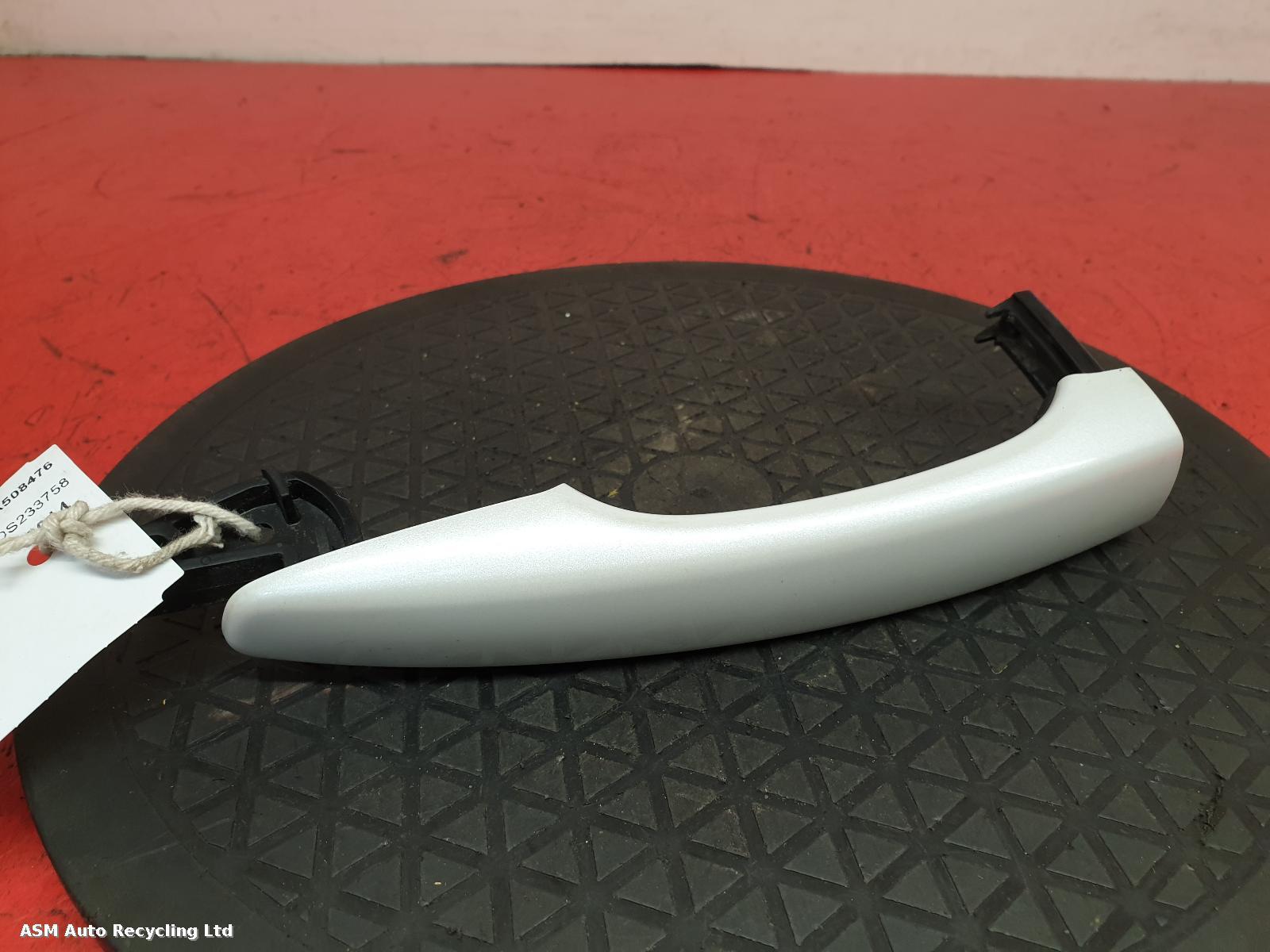 View Auto part Door Handle Peugeot 308 2014