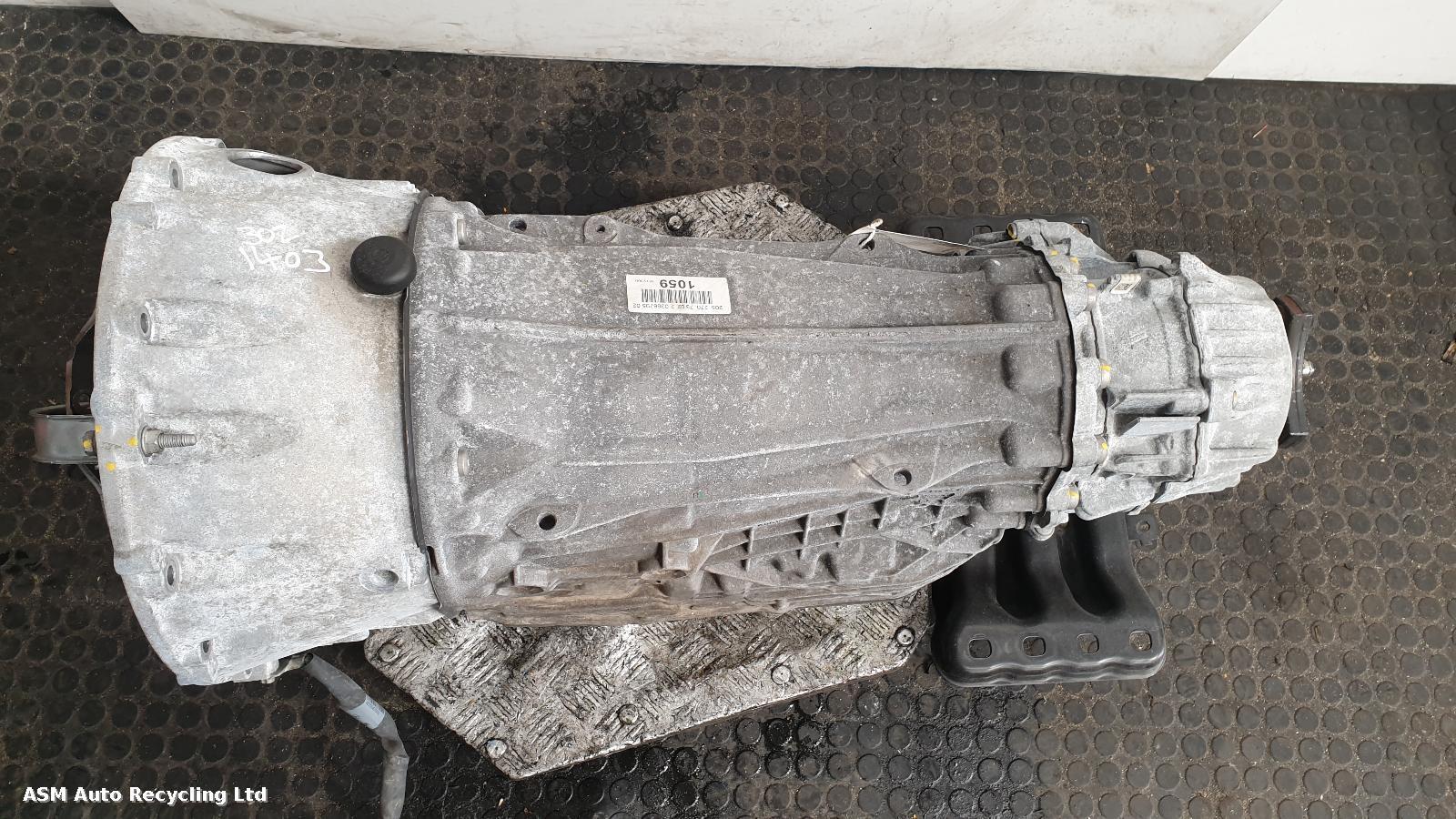 View Auto part Gearbox Mercedes C Class 2017