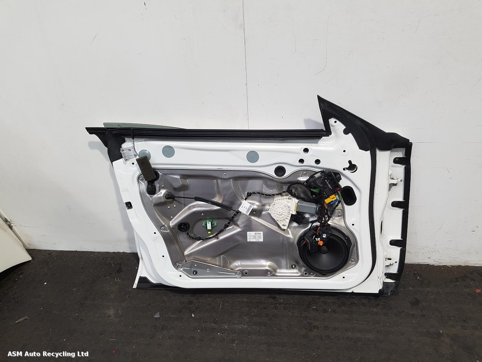 View Auto part L Front Door Mercedes Cls Class 2014
