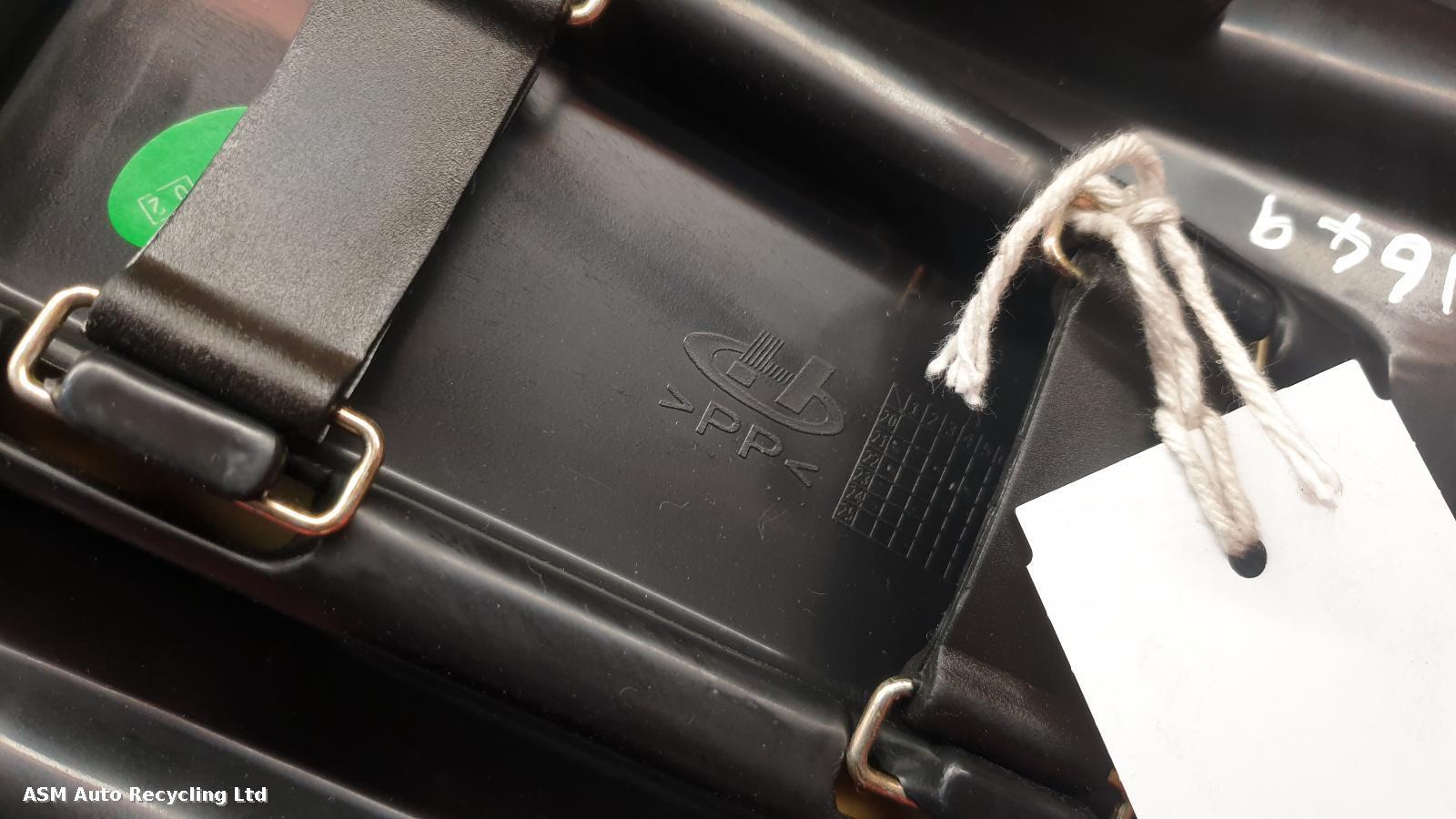 View Auto part Front Seat Sinnis Terrain 2023