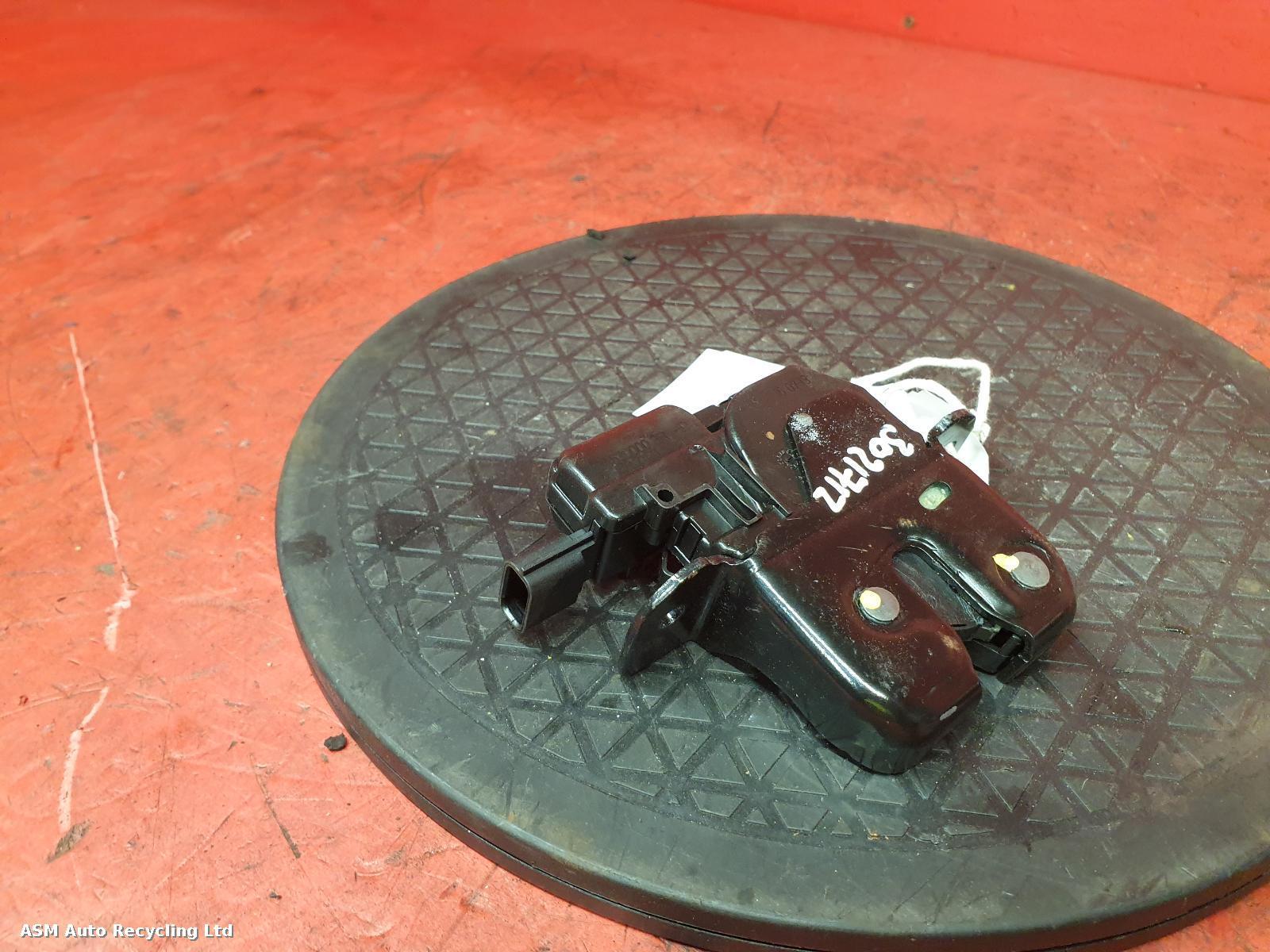 View Auto part Bootlid/Tailgate Lock Renault Clio 2013