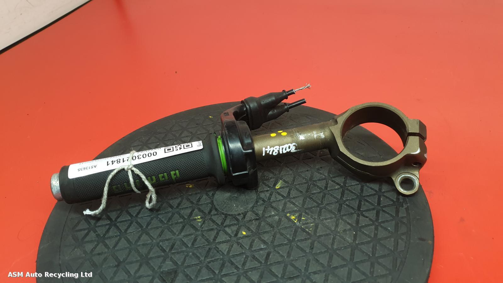 View Auto part Handle Bar Kawasaki Zx 636 2005