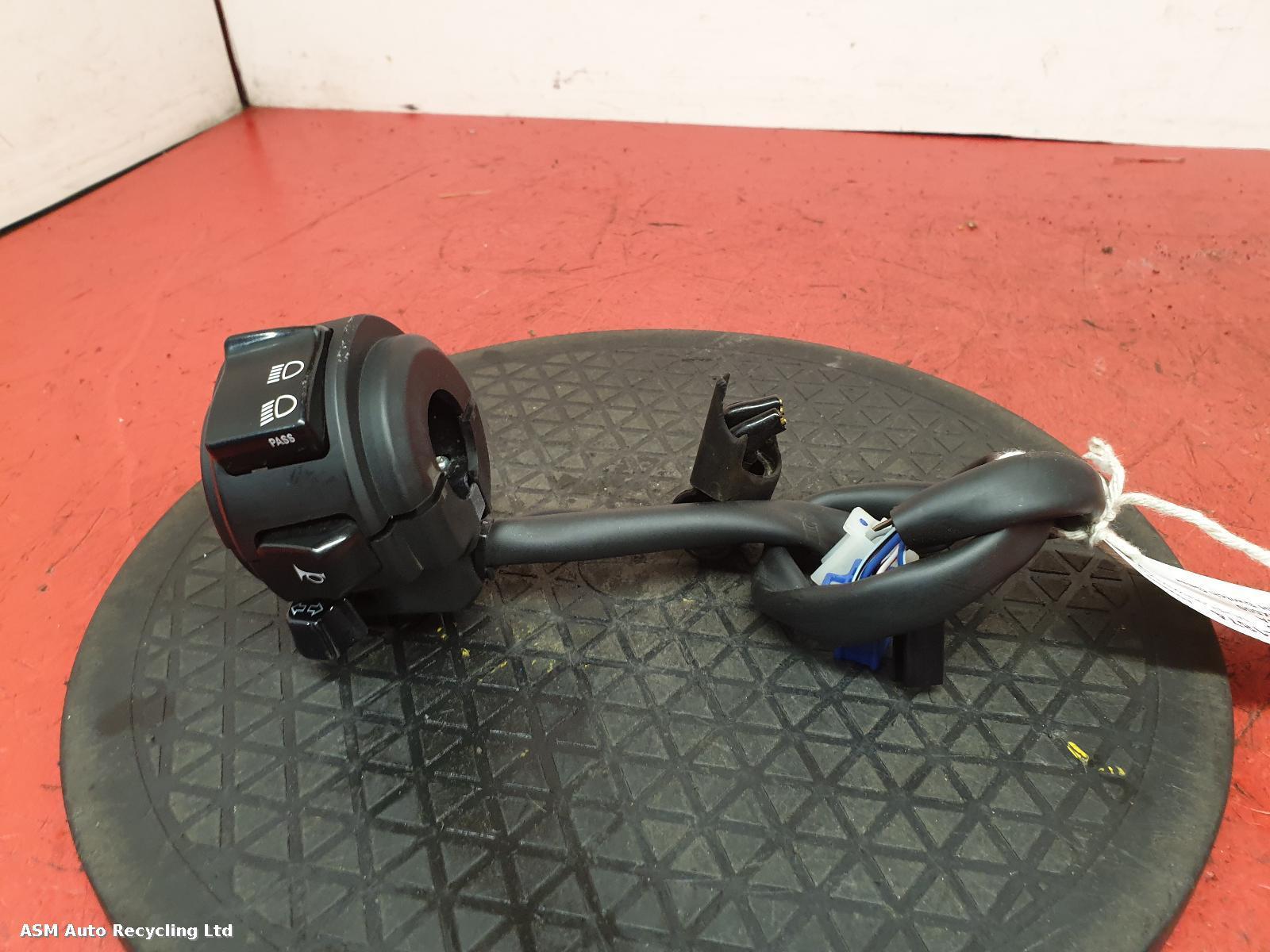 View Auto part LH Switch Gear Honda Cmx500 2019