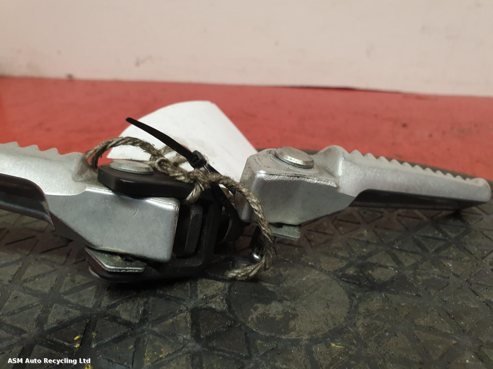 View Auto part Left Footrest Honda Cmx500 2019