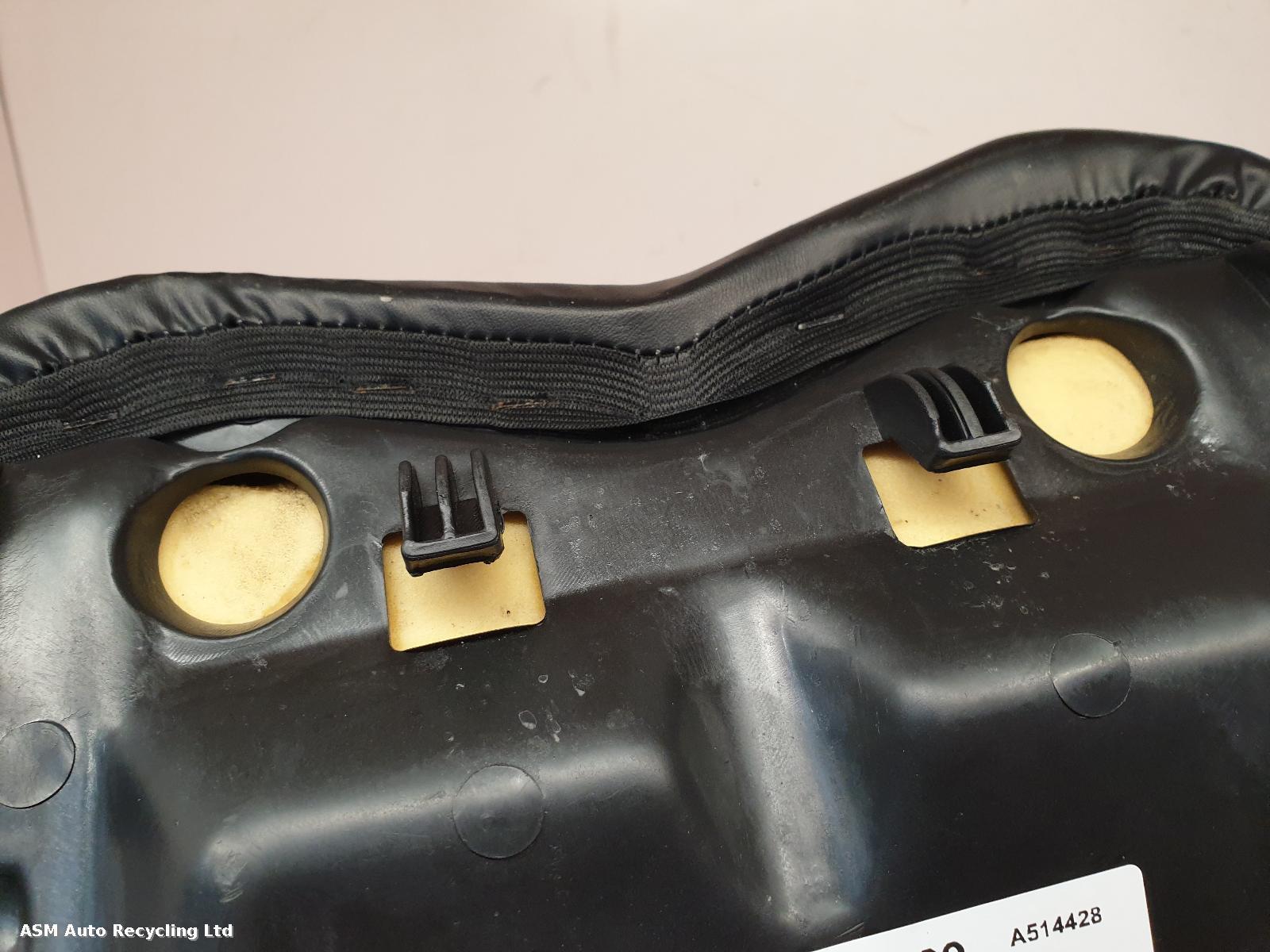View Auto part Front Seat Yamasaki Ym50 2023