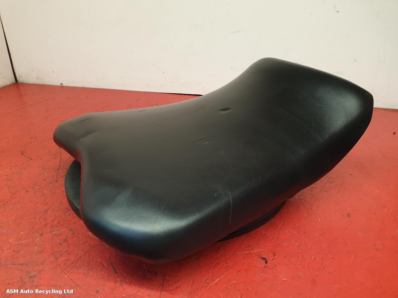 View Auto part Front Seat Yamasaki Ym50 2023