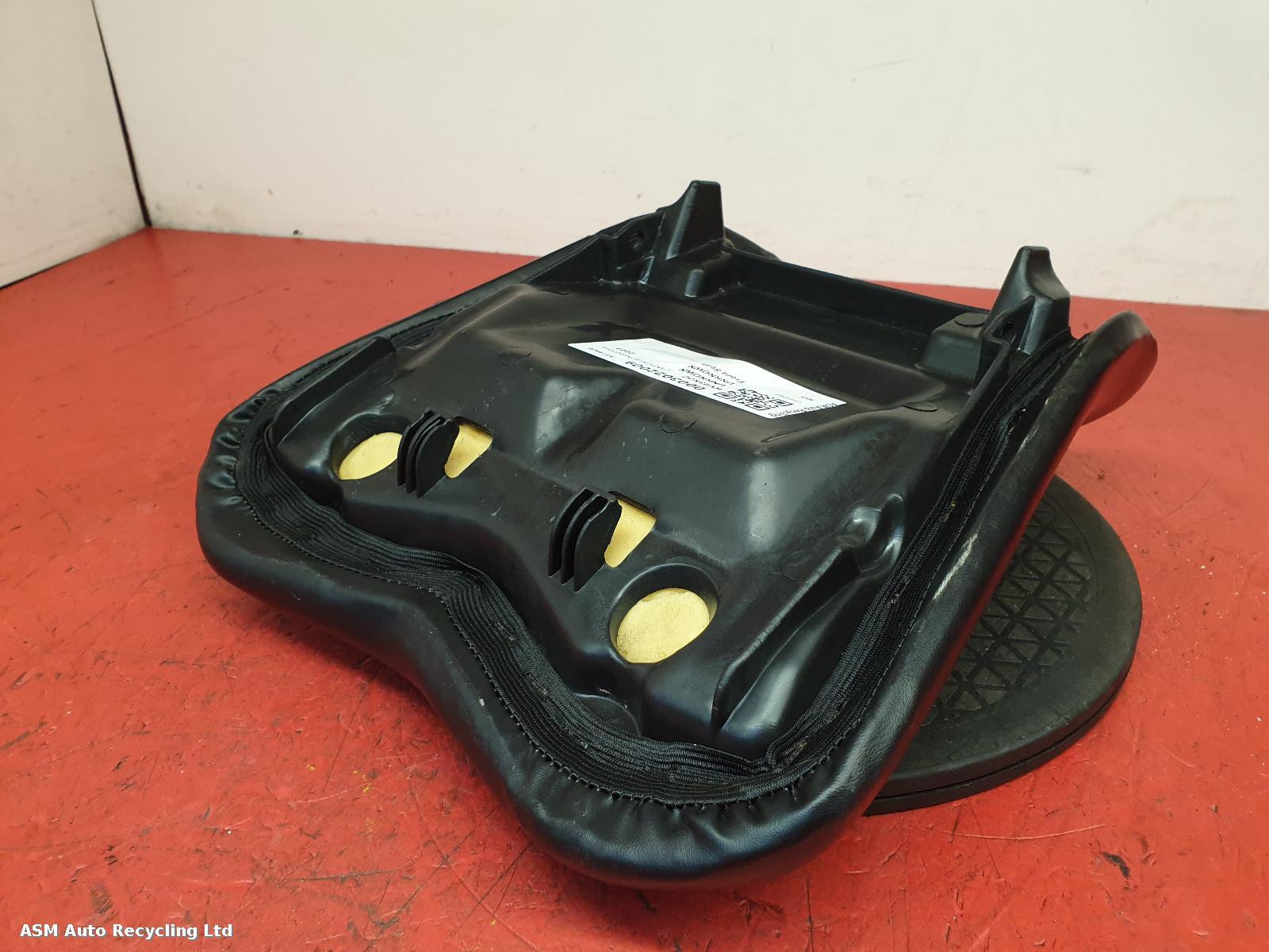 View Auto part Front Seat Yamasaki Ym50 2023