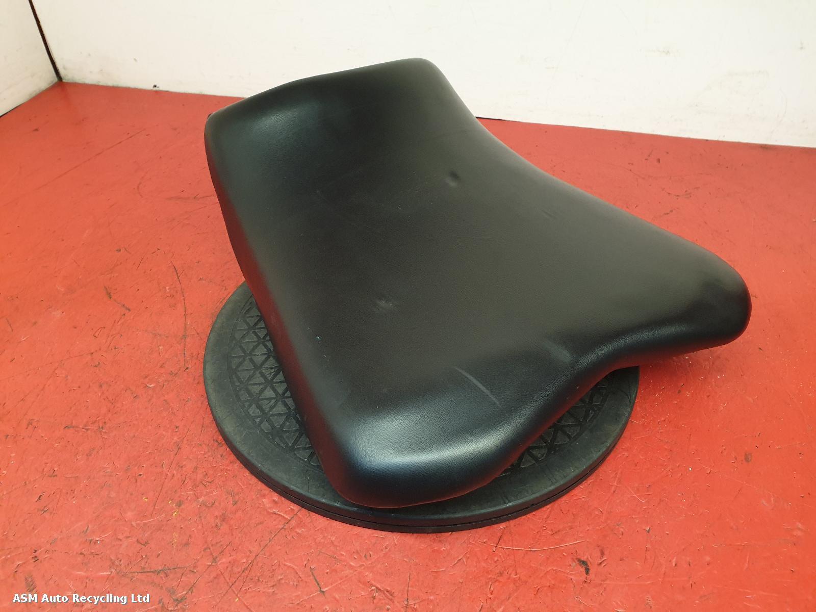 View Auto part Front Seat Yamasaki Ym50 2023