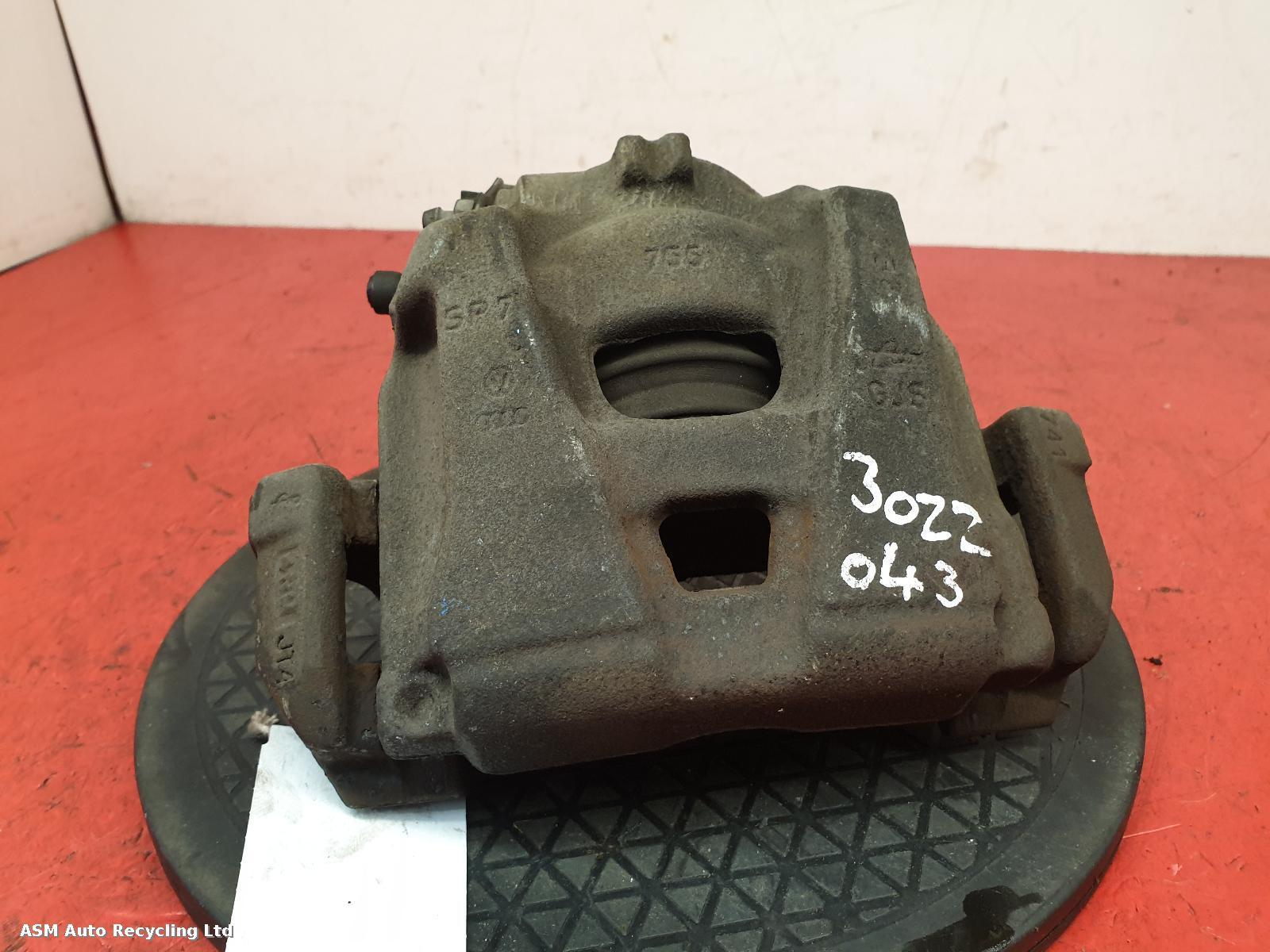 View Auto part Caliper Audi A5 2014