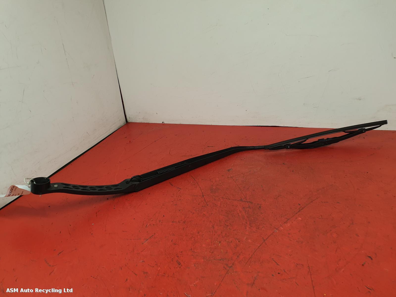 View Auto part Wiper Arm Honda Insight 2010
