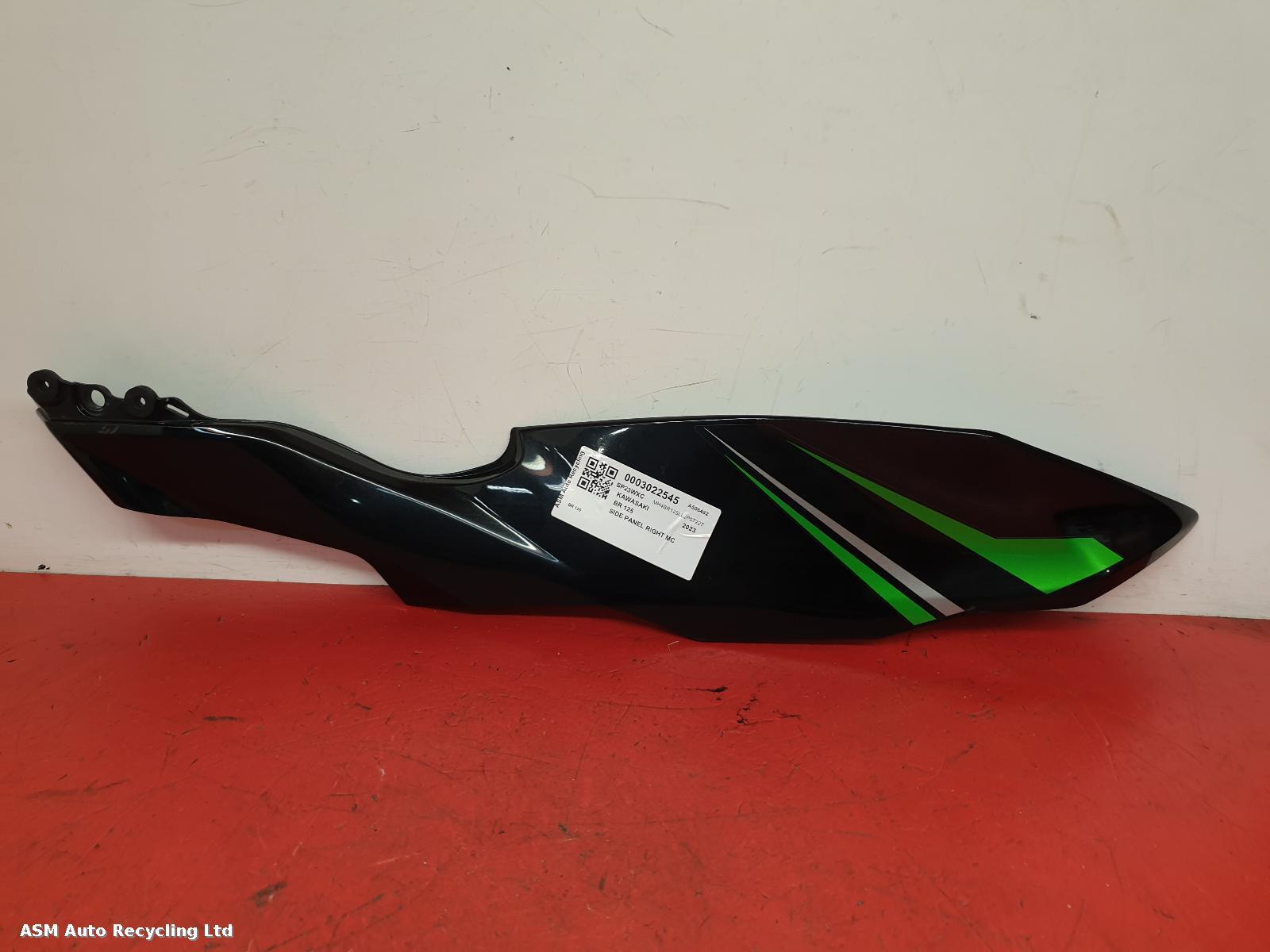View Auto part Side Panel Right Kawasaki Br 125 2023