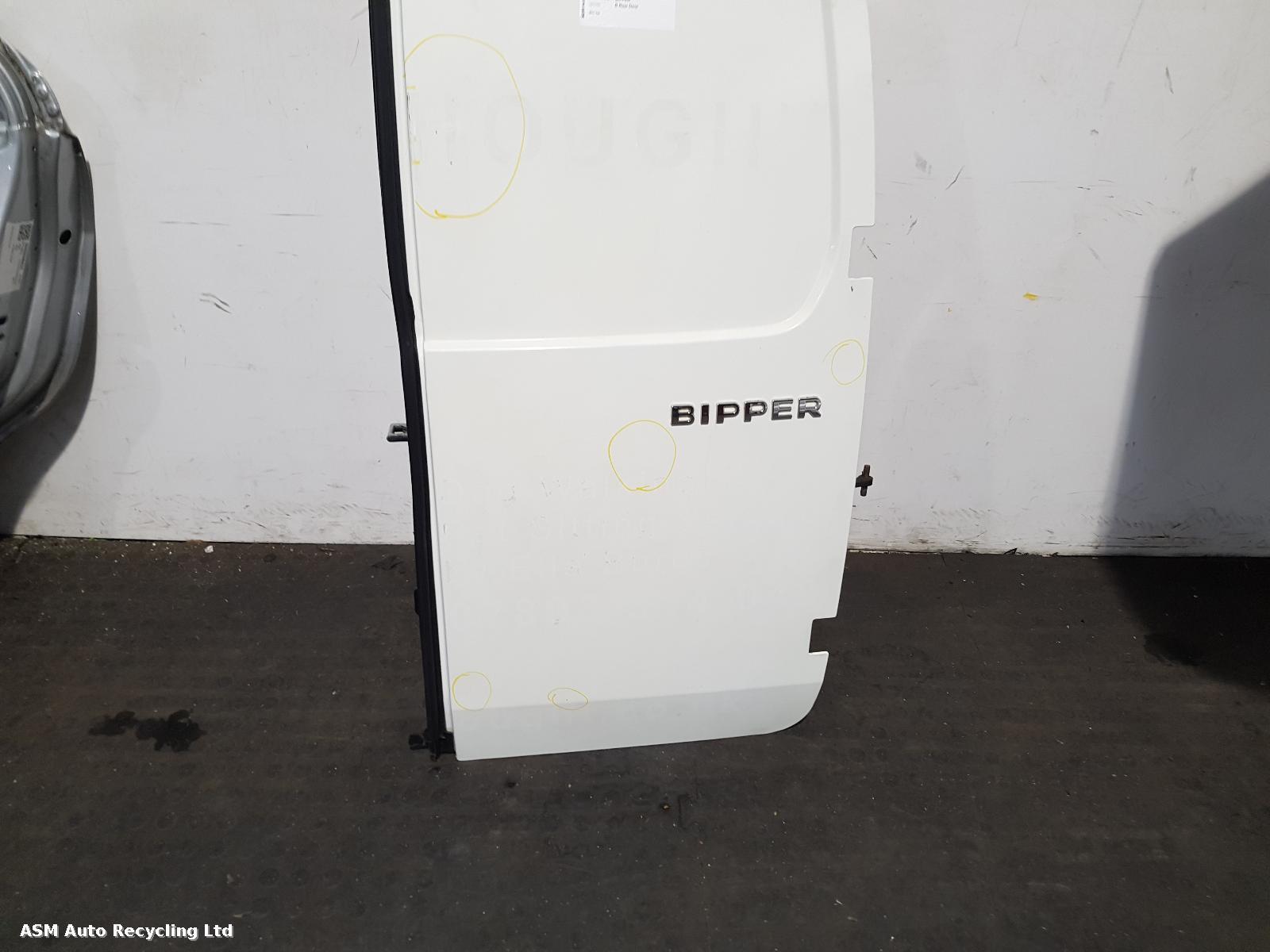 View Auto part R Rear Door Peugeot Bipper 2015