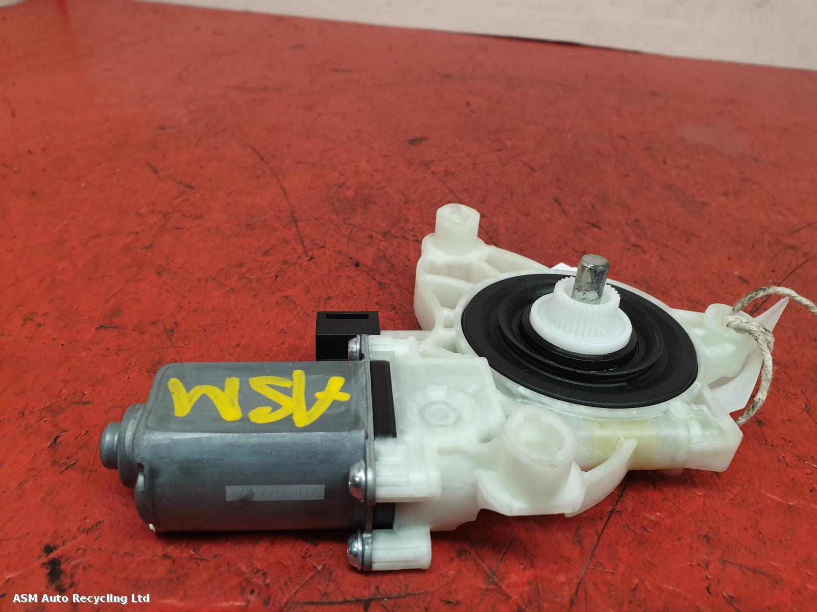 View Auto part RF Door Window Motor Mercedes C Class 2021