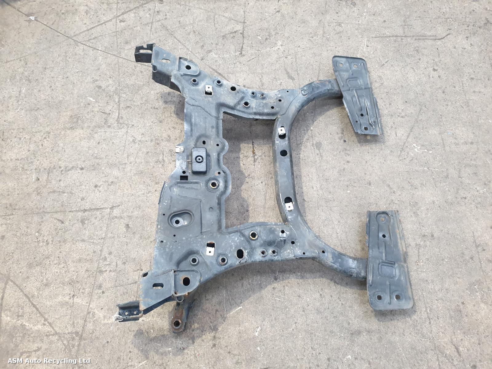 View Auto part Front Subframe Mercedes Cla 2013