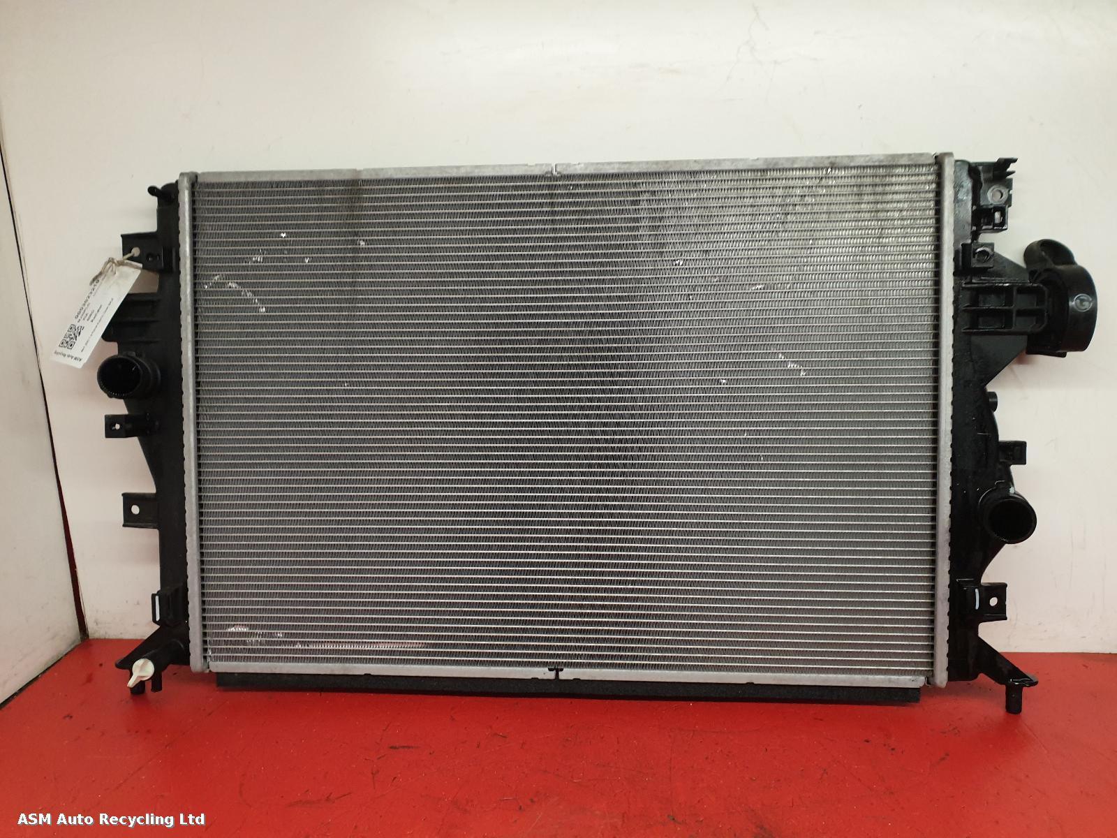 View Auto part Radiator Kia Niro 2020