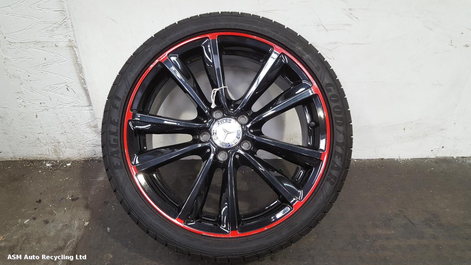 View Auto part Wheel Mercedes Cla 2013