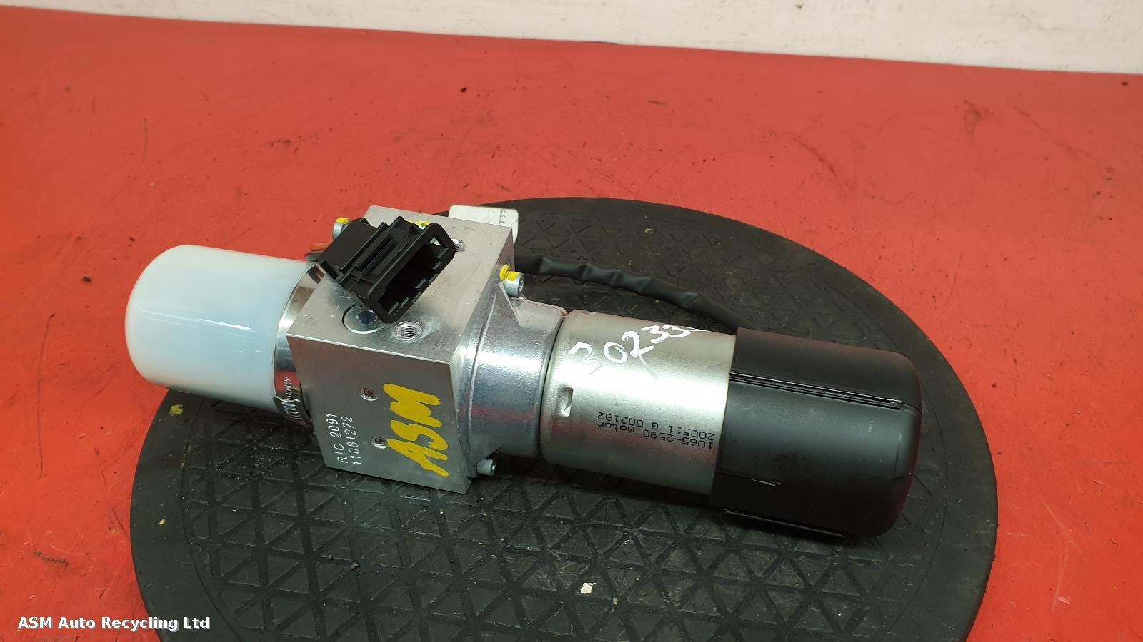 View Auto part Convertible lift motor Volkswagen Golf 2012