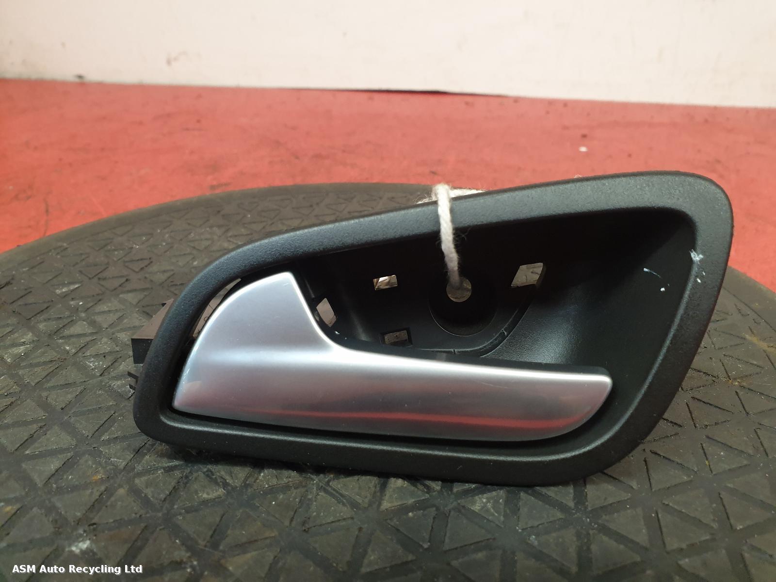 View Auto part Door Handle Ford Kuga 2013
