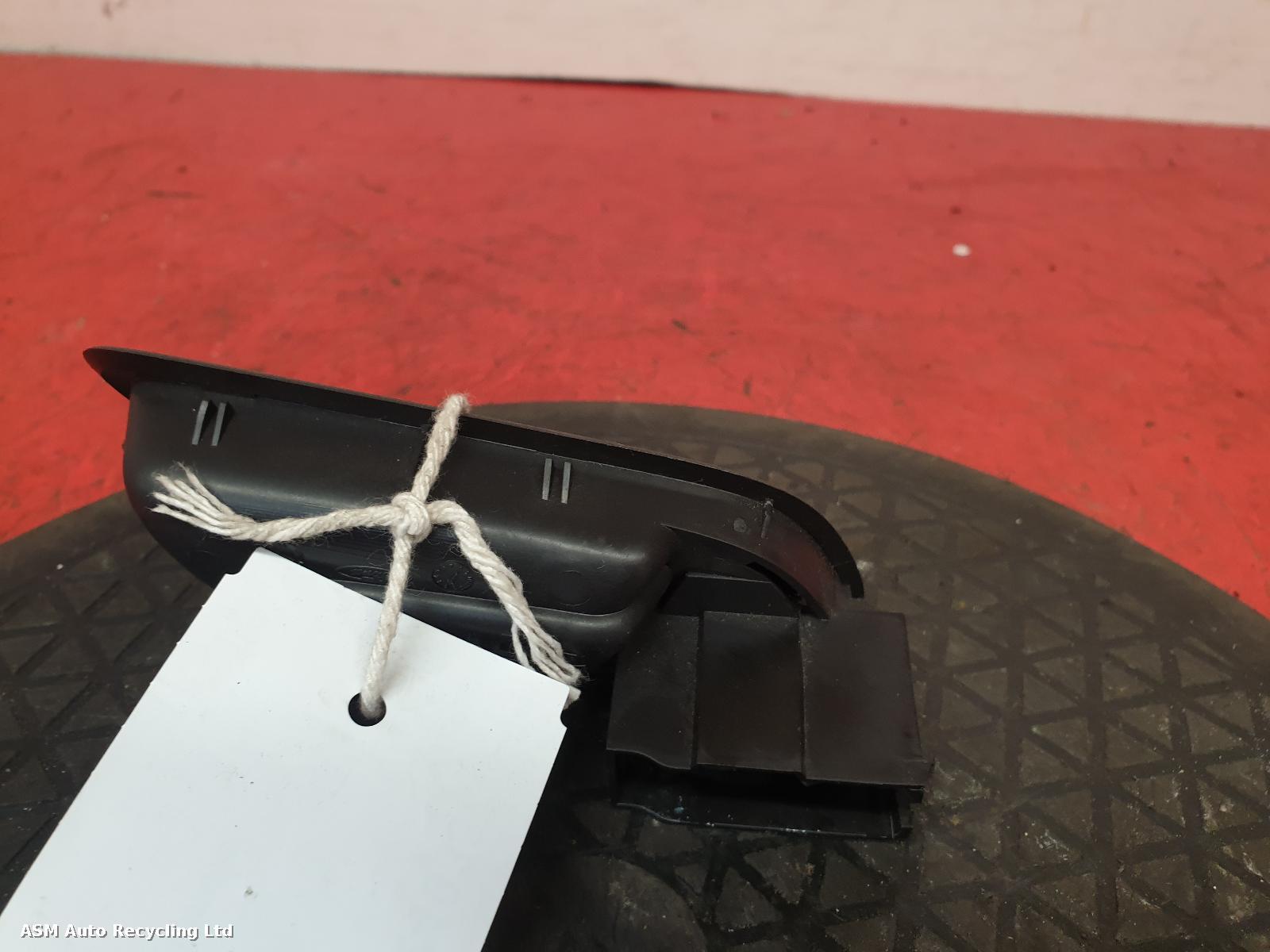 View Auto part Door Handle Ford Kuga 2013