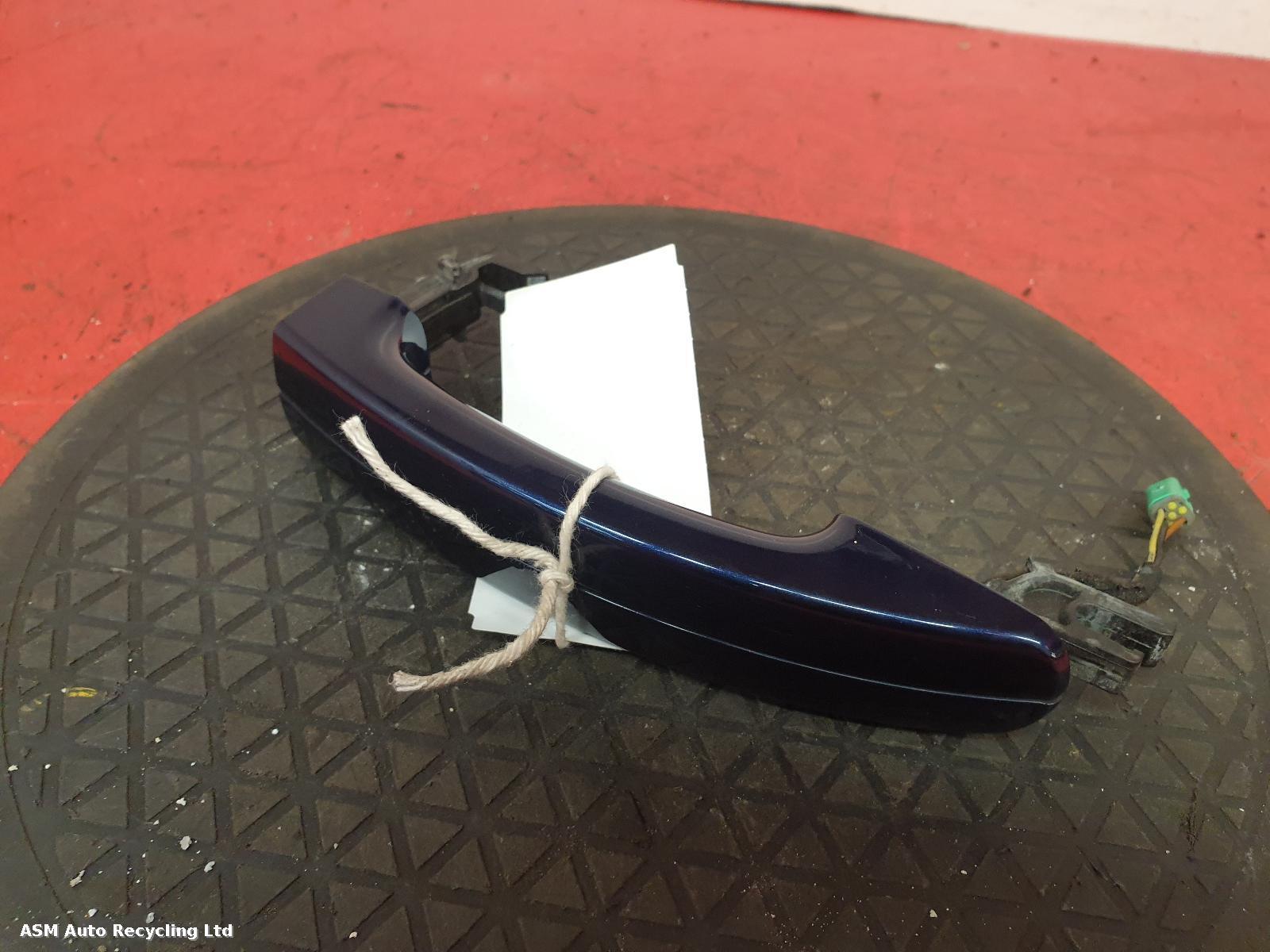 View Auto part Door Handle Ford Kuga 2013