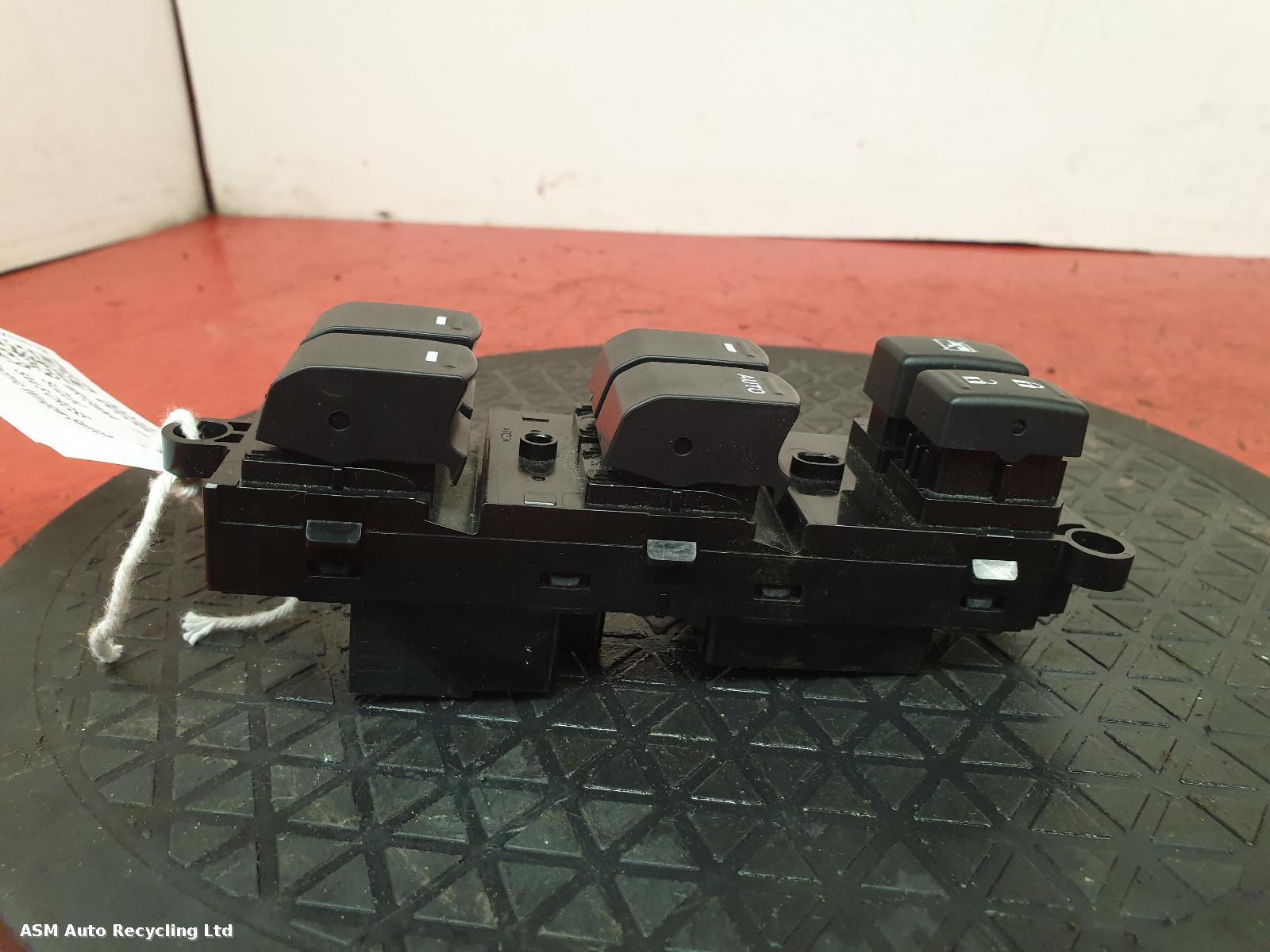 View Auto part Elect. Window Switch Suzuki Sx4 S Cross 2015