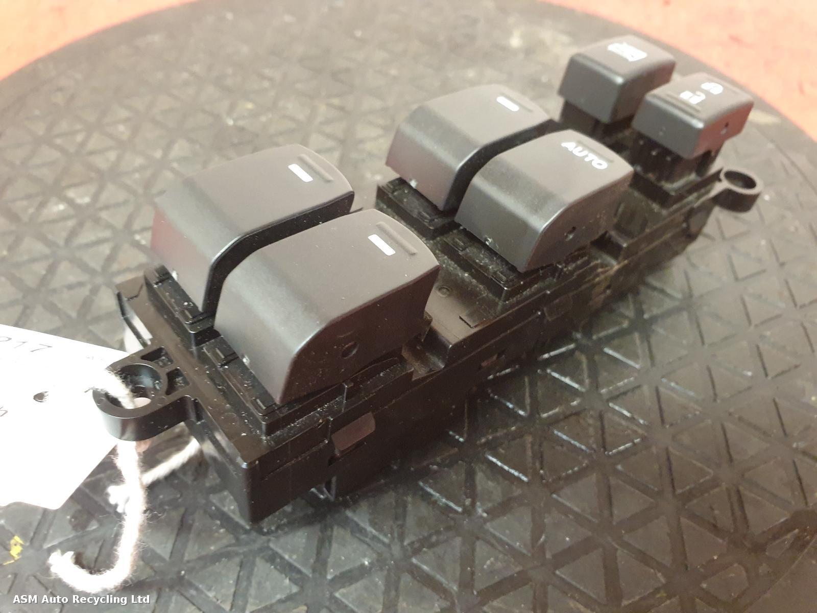 View Auto part Elect. Window Switch Suzuki Sx4 S Cross 2015